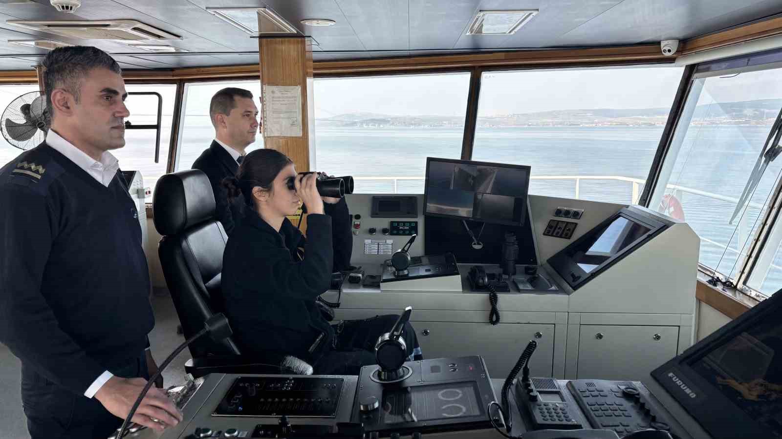 Geleceğin kadın kaptanları denizcilik sektörüne katkı için göreve hazırlanıyor

