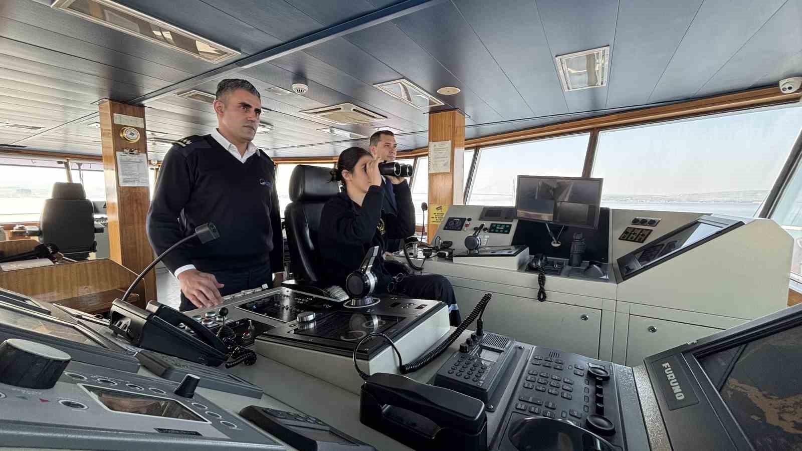 Geleceğin kadın kaptanları denizcilik sektörüne katkı için göreve hazırlanıyor
