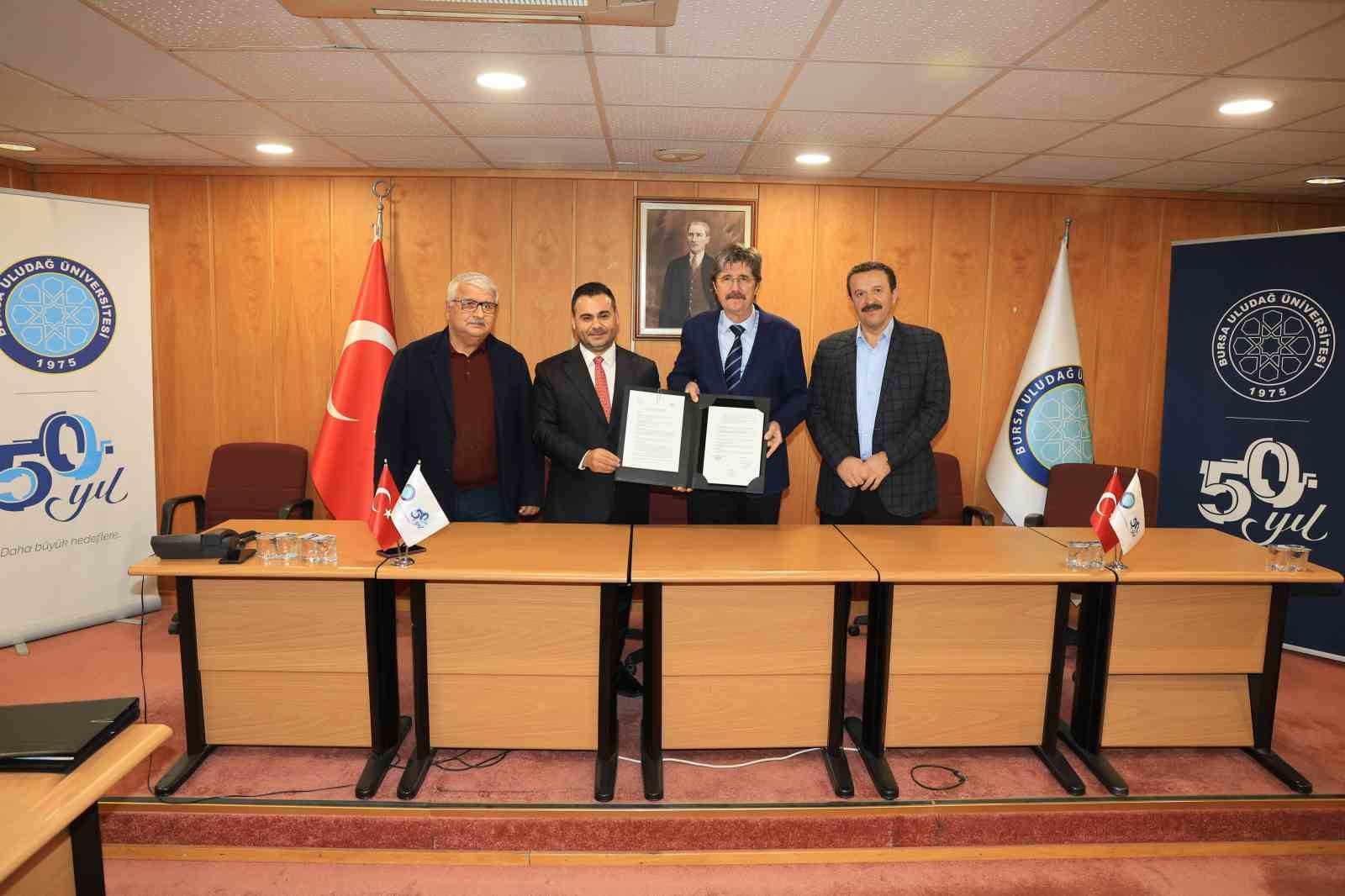 Geleceğin mühendislerine burs desteği
Geleceğin mühendislerine burs desteği