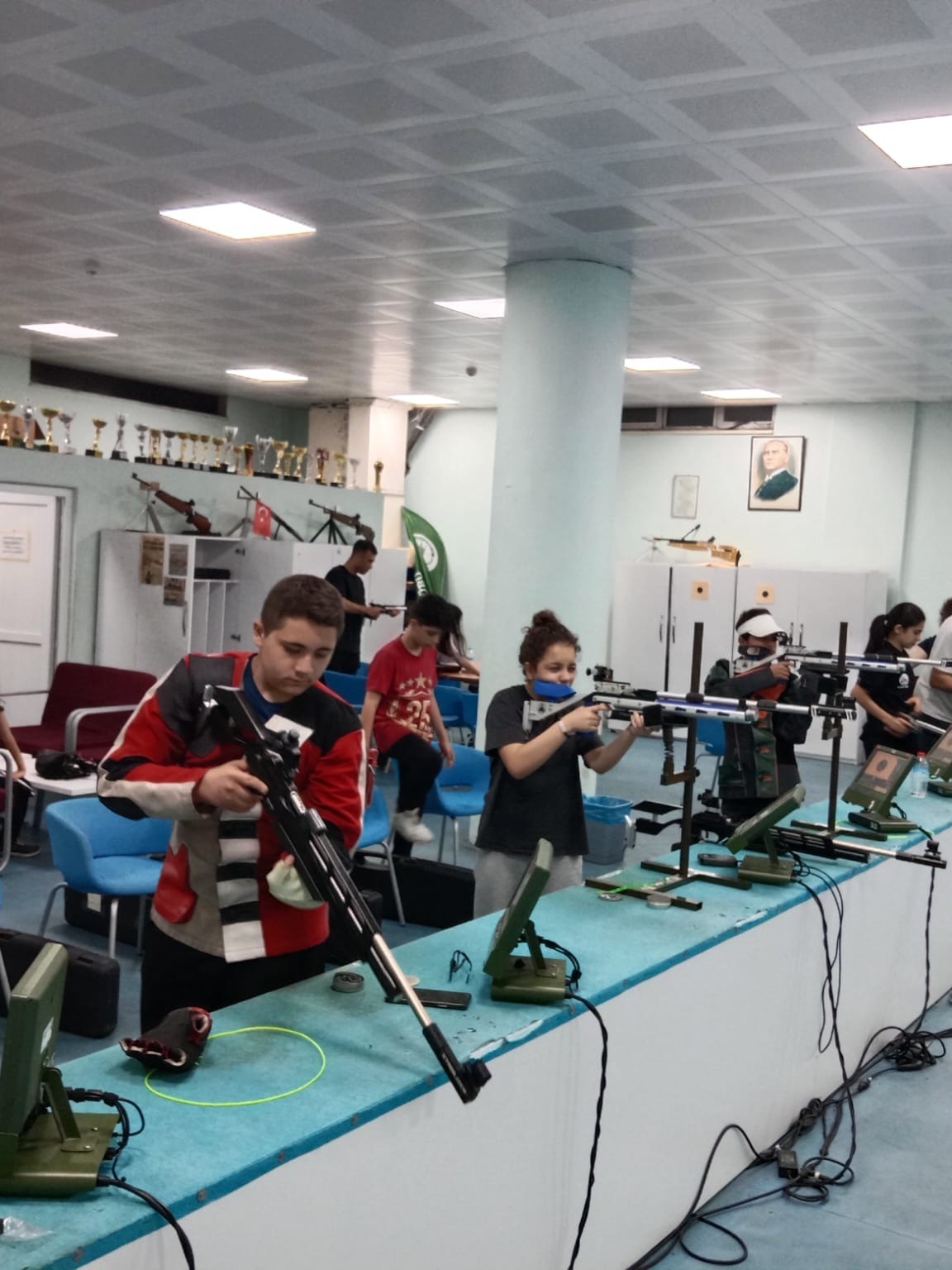 Geleceğin sporcuları antrenmanlarına devam ediyor
