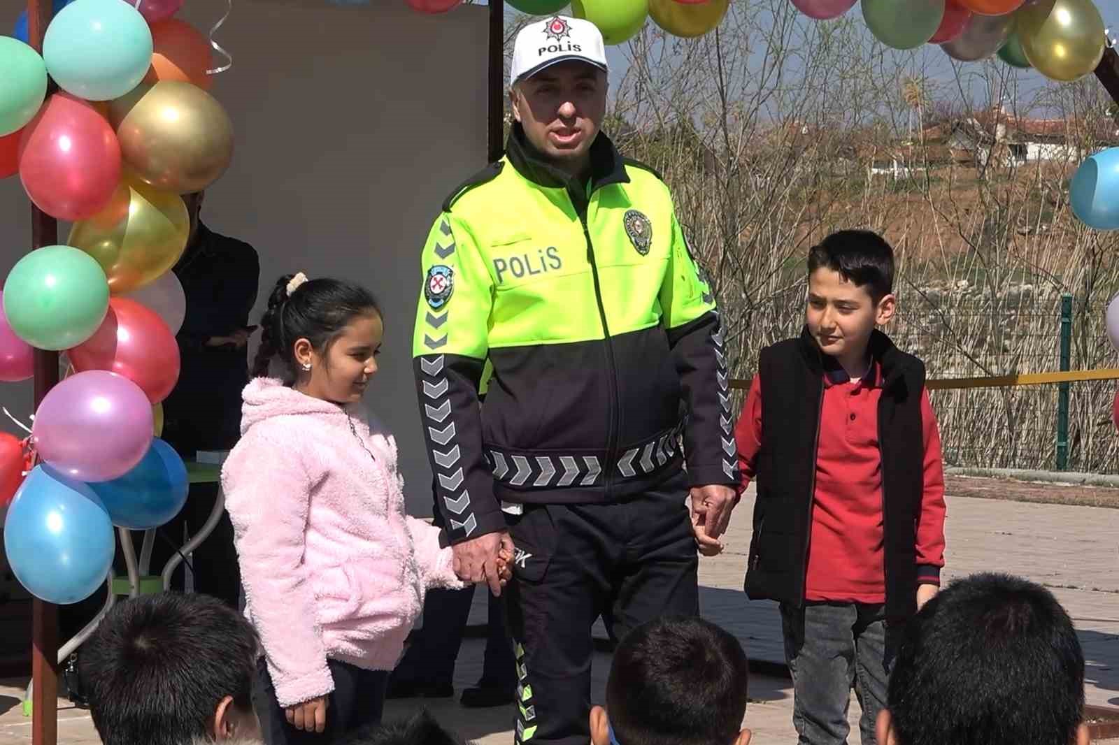 Geleceğin sürücüleri trafik kurallarını bu parkta öğreniyor: Binlerce öğrenci eğitim aldı
