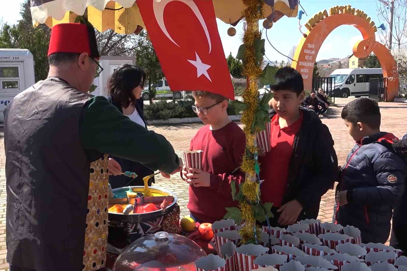Geleceğin sürücüleri trafik kurallarını bu parkta öğreniyor: Binlerce öğrenci eğitim aldı
