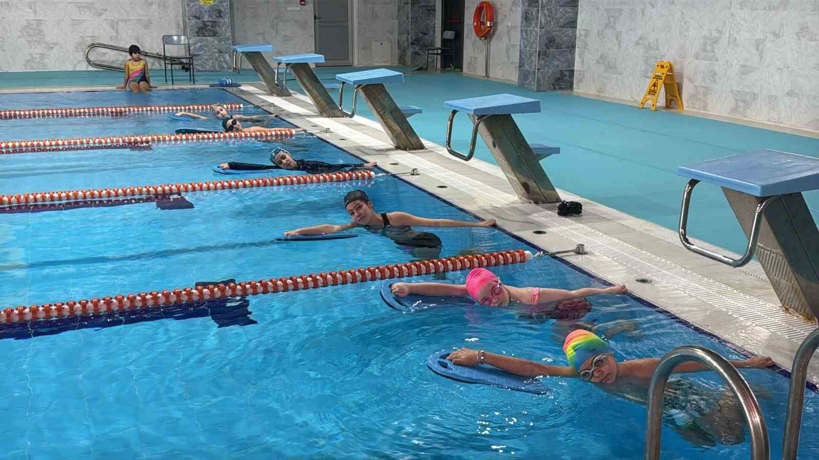 Geleceğin yüzücüleri Aydın’da yetişiyor
