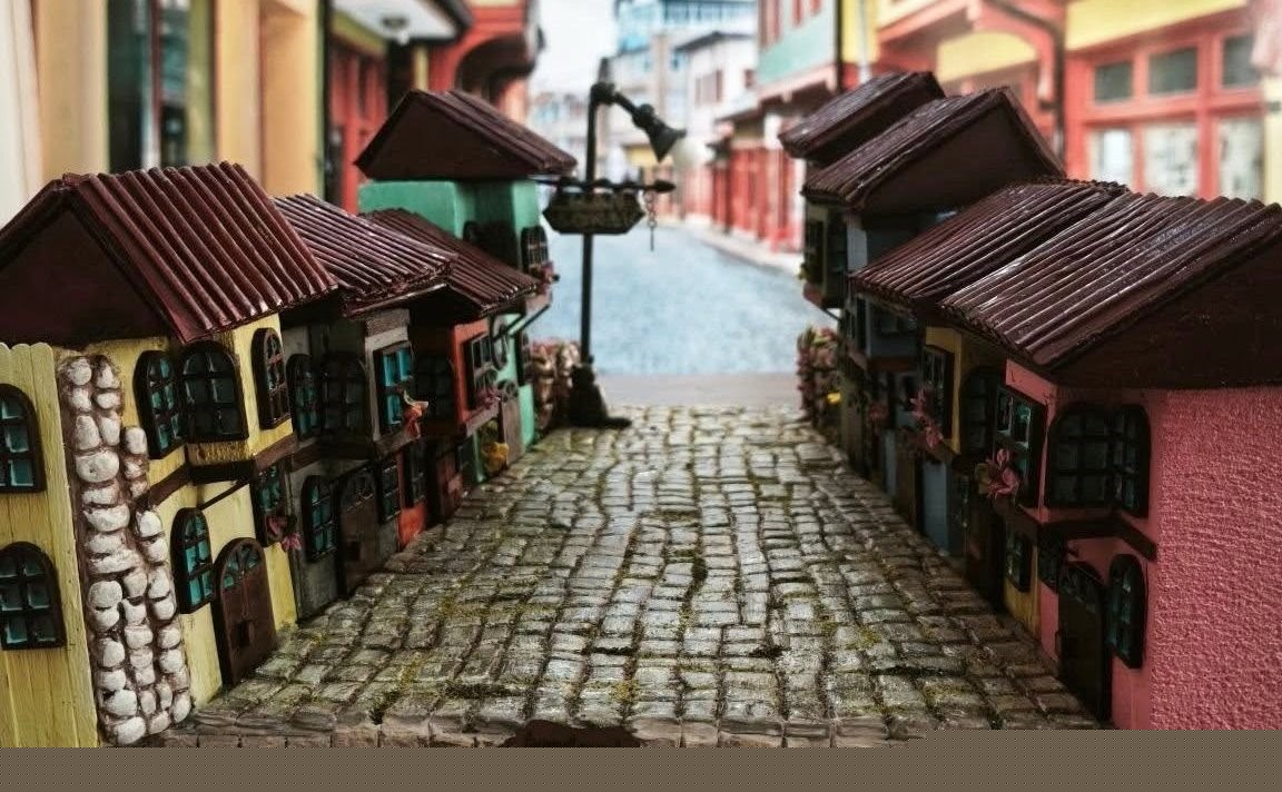 Geleneksel Akşehir evleri minyatür olarak üretiliyor
