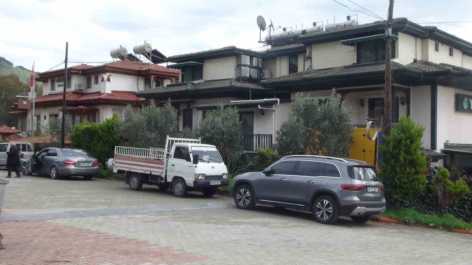 Geleneksel Akyaka mimarisi ile yapılan konaklama tesisleri kapanmaktan kurtuldu
