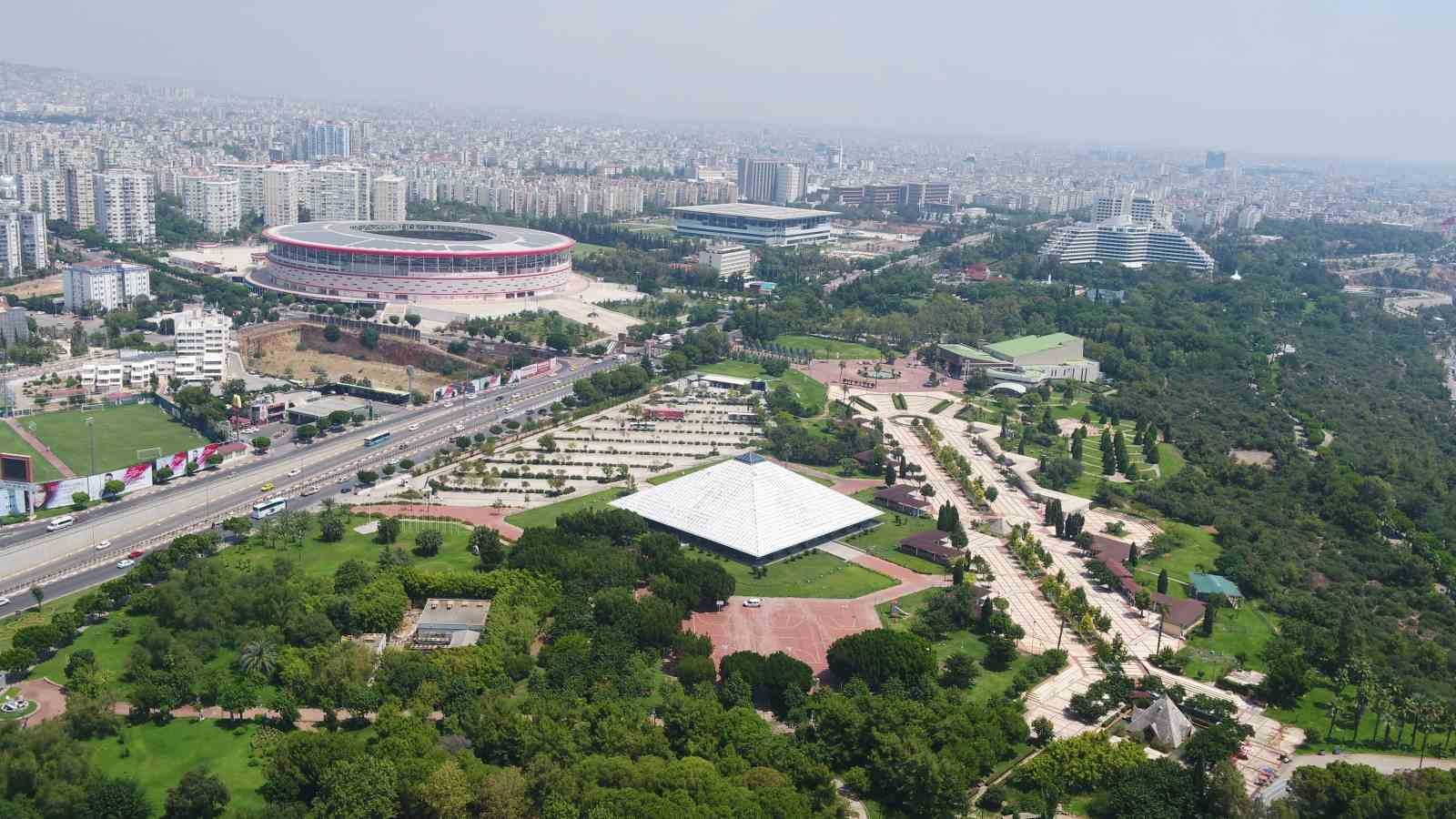 Geleneksel Ramazan Şenlikleri bu yıl Cam Piramit’te düzenlenecek
