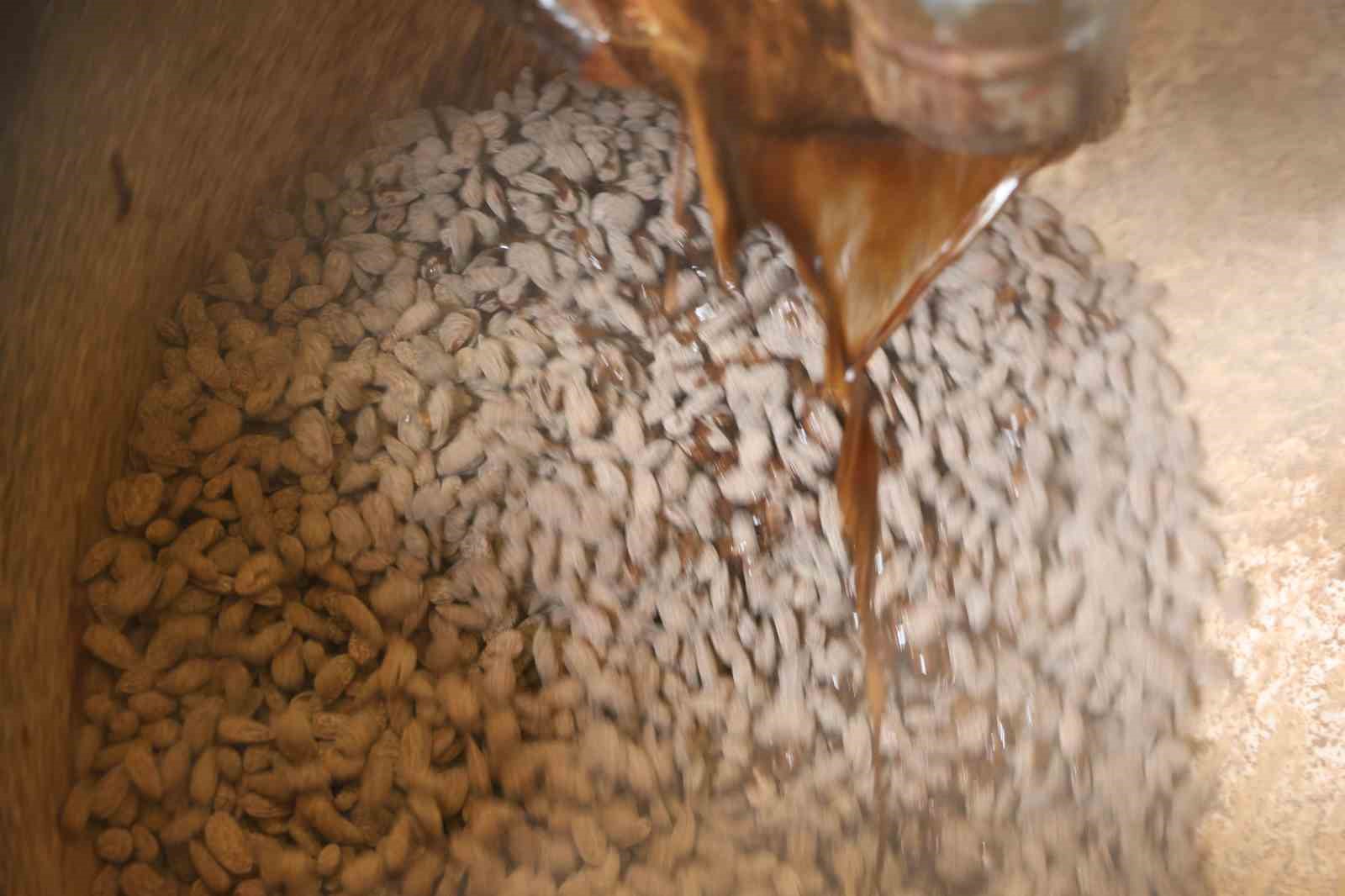 Gelenekten yeniliğe: Türk kahveli badem şekeri
