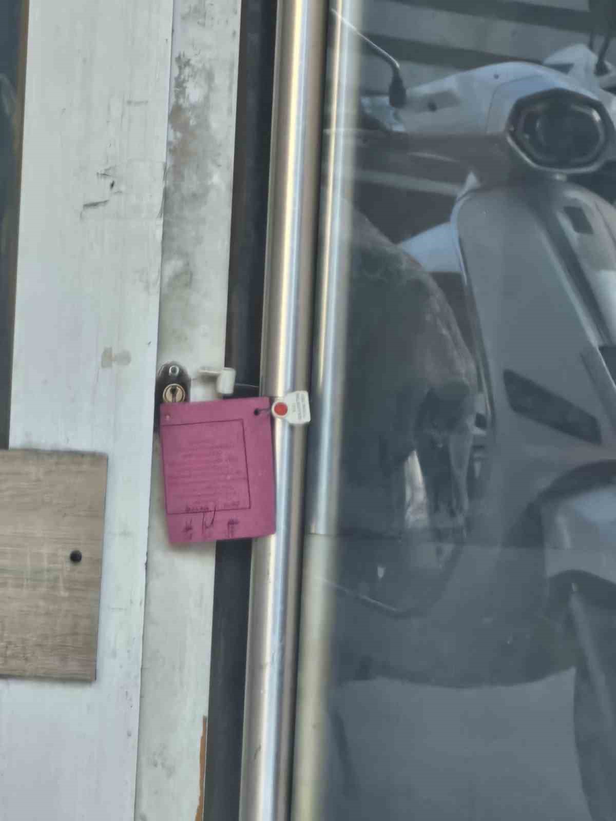 Gelibolu’da kumar oynatan işletmeye mühür, 8 kişiye ise 552 bin lira ceza
