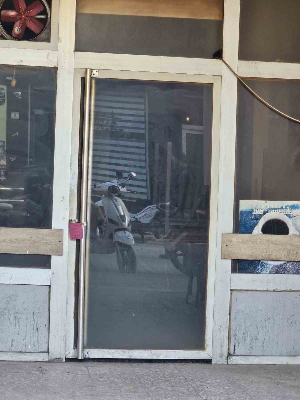 Gelibolu’da kumar oynatan işletmeye mühür, 8 kişiye ise 552 bin lira ceza
