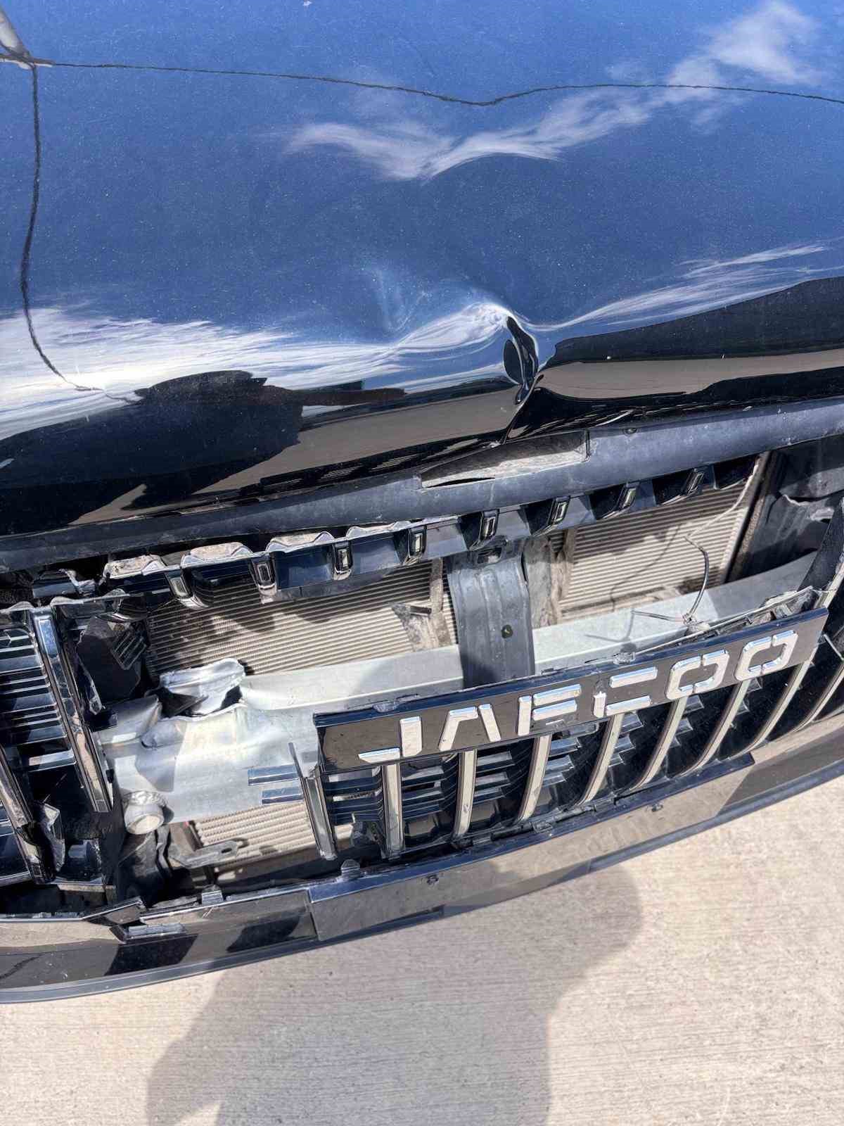 Gelin arabası hayaliyle aldığı sıfır otomobil kabusu oldu
Gelin arabası hayaliyle aldığı sıfır otomobil kabusu oldu