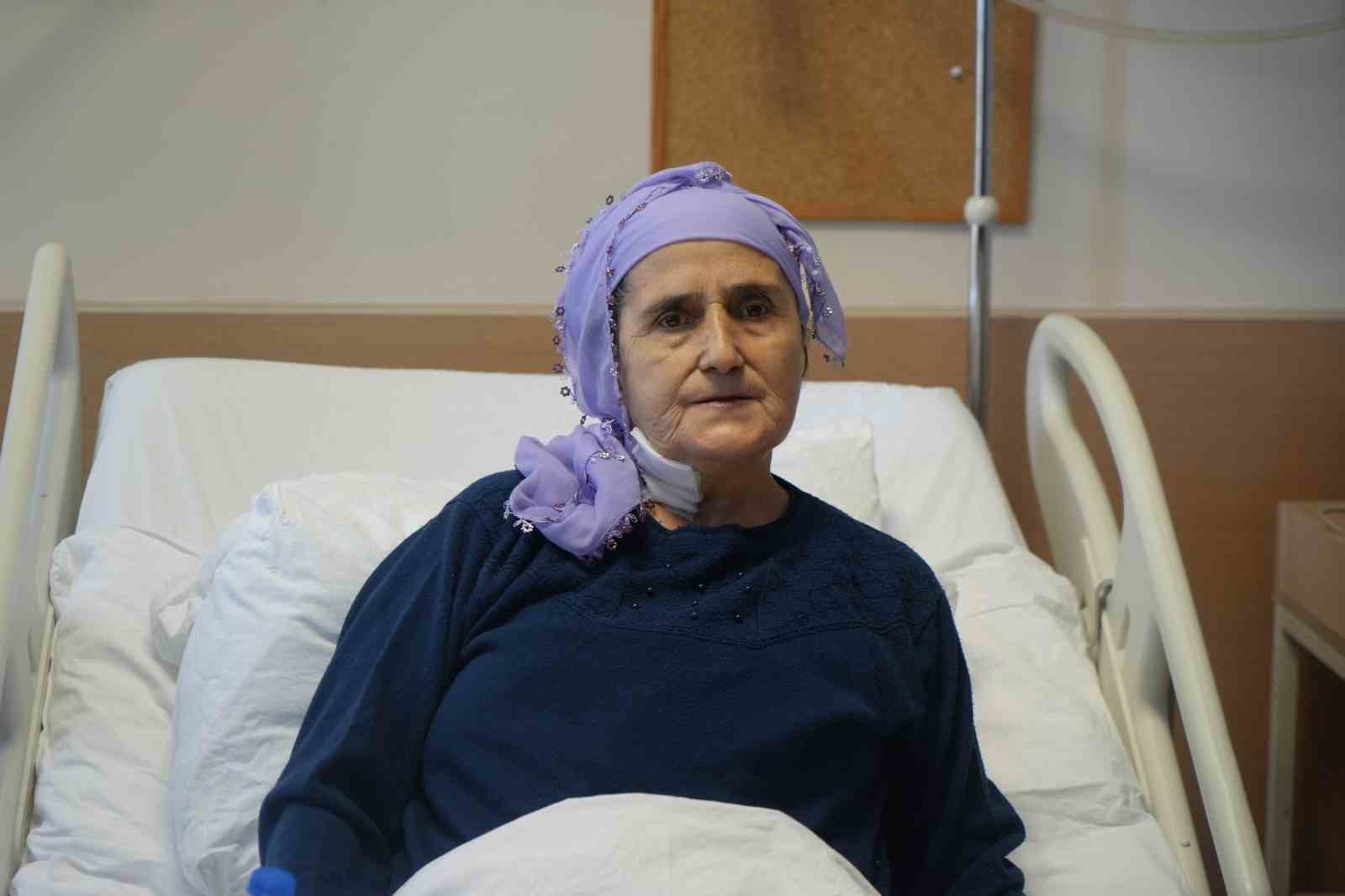 Gelin, kaynanasına karaciğerini verdi
Gelin, kaynanasına karaciğerini verdi