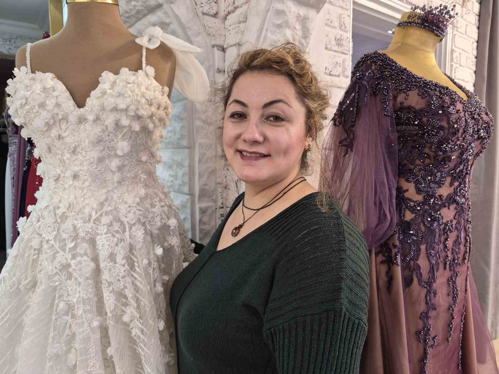 Gelinlikçiler yaz sezonunu bekliyor
