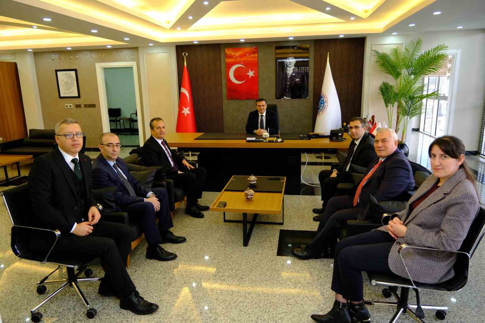 Gelir İdaresi Başkanlığı heyetinden Erzincan TSO’ya ziyaret
