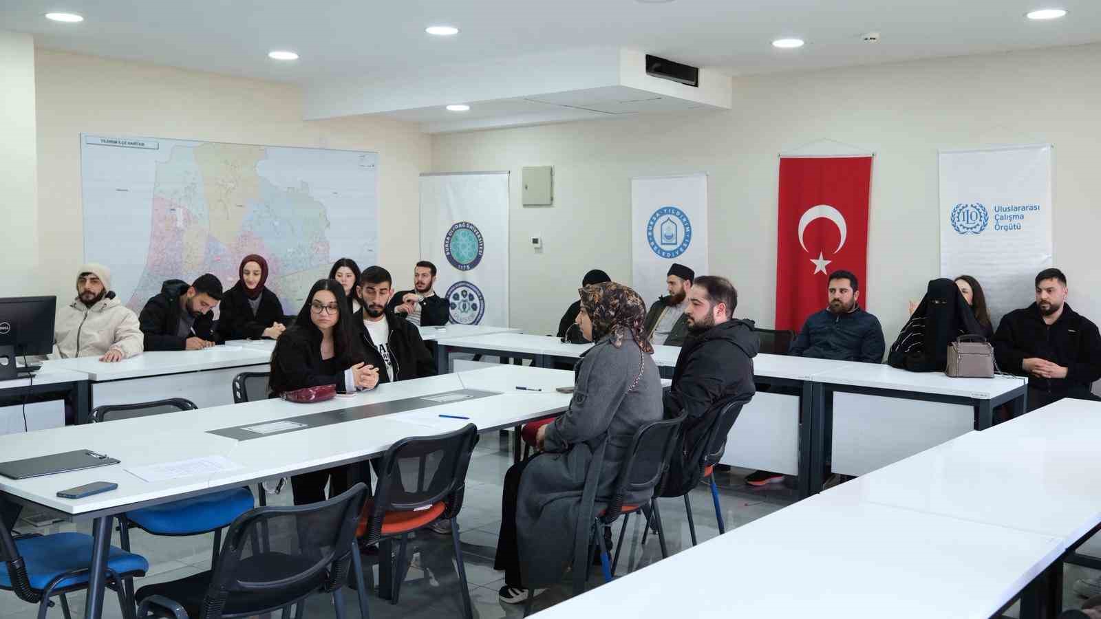 Genç çiftlere ’aile’ eğitimi
