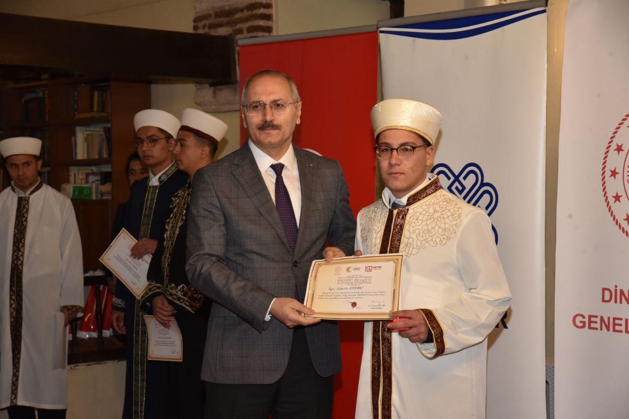 Genç Hatipler Bölge Finali büyük coşkuyla gerçekleşti
Genç Hatipler Bölge Finali büyük coşkuyla gerçekleşti