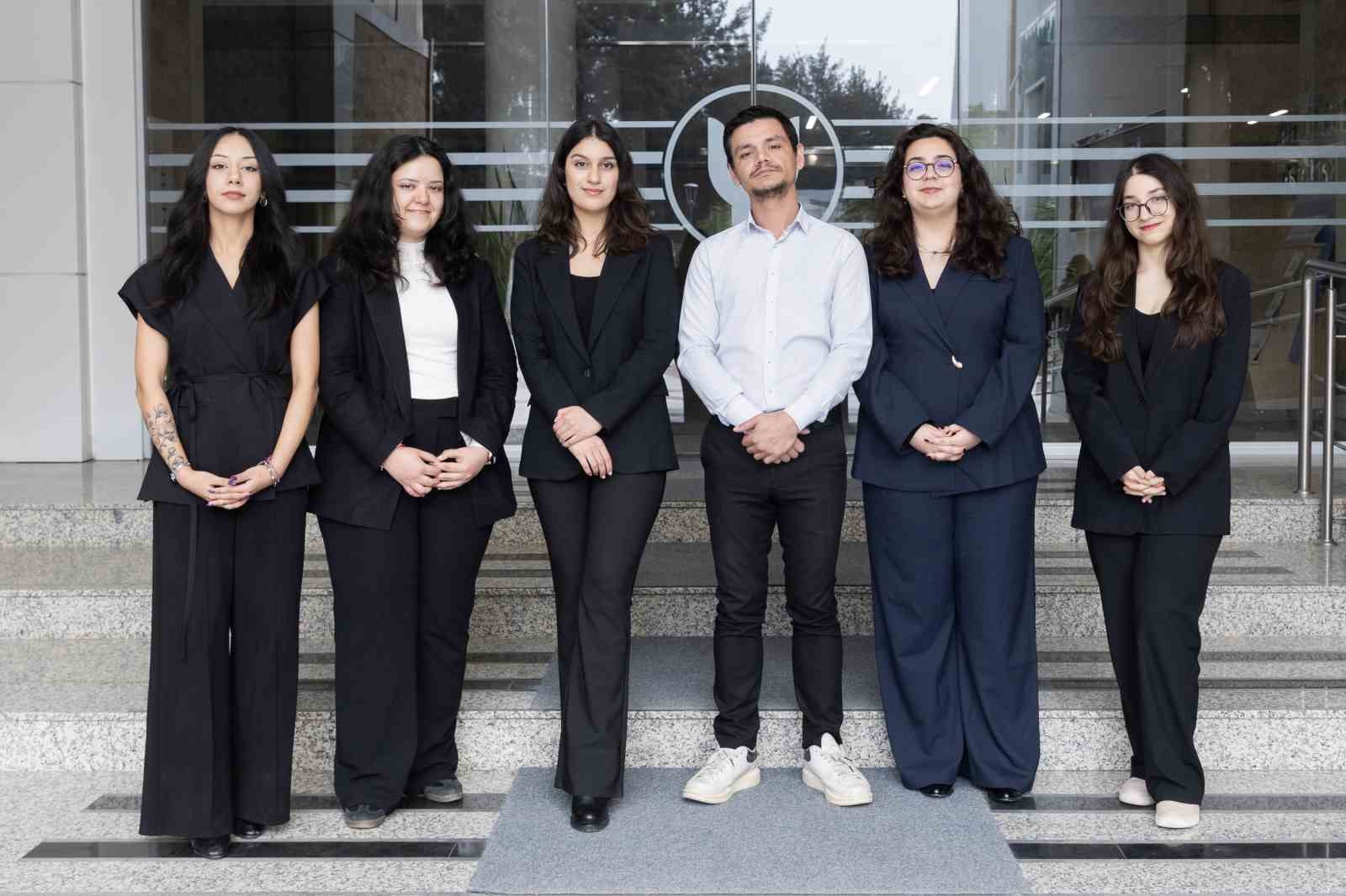 Genç hukukçular Viyana’da savunma yapacak
