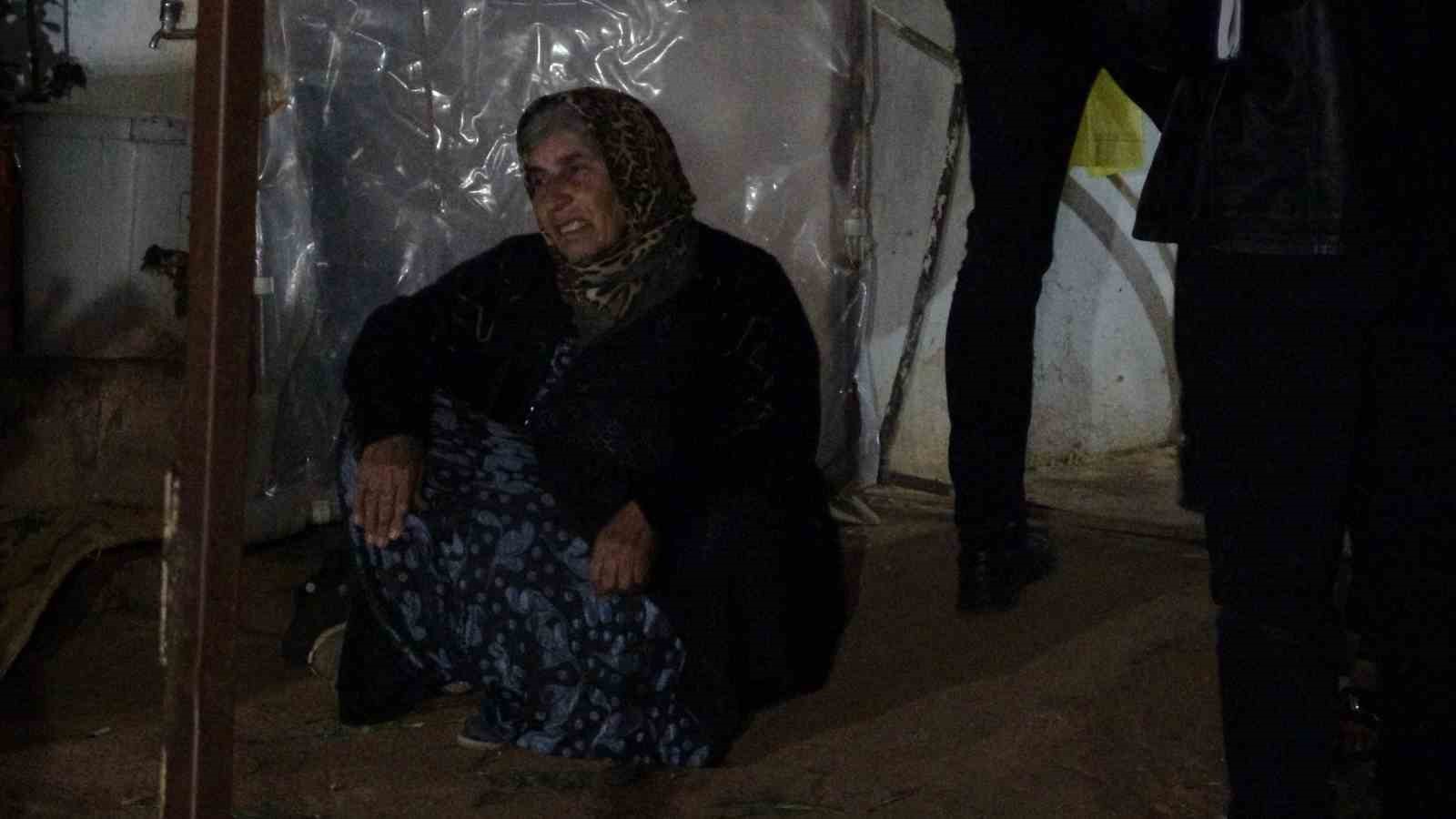 Genç kadın evde silahla göğsünden vurulmuş halde ölü bulundu
