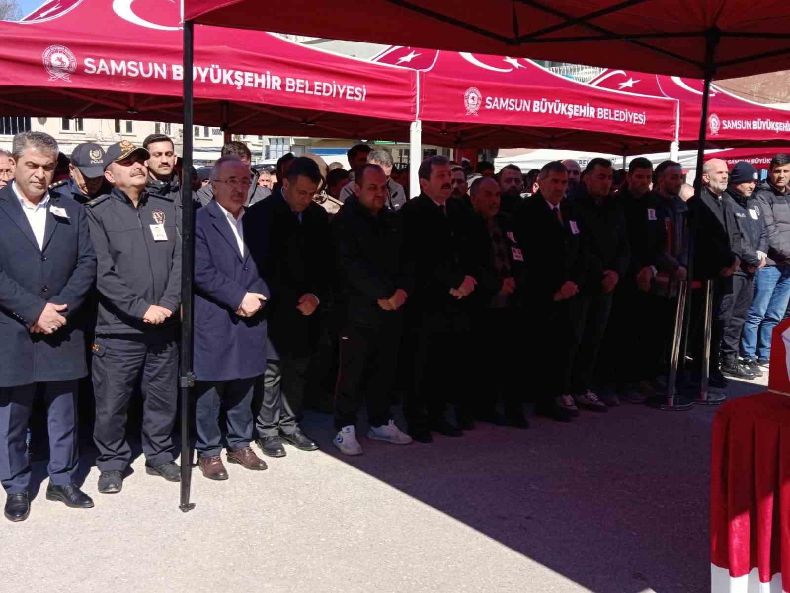 Genç polis memuruna memleketinde hüzünlü veda
