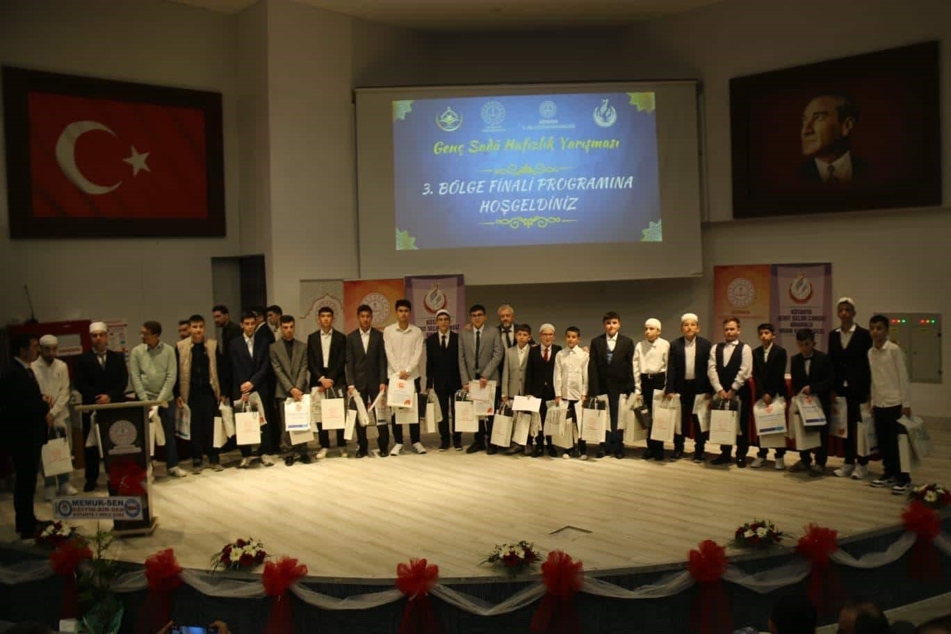 ’Genç Sadâ Hafızlık Yarışması 3. Bölge Finalleri’ Kütahya’da yapıldı
