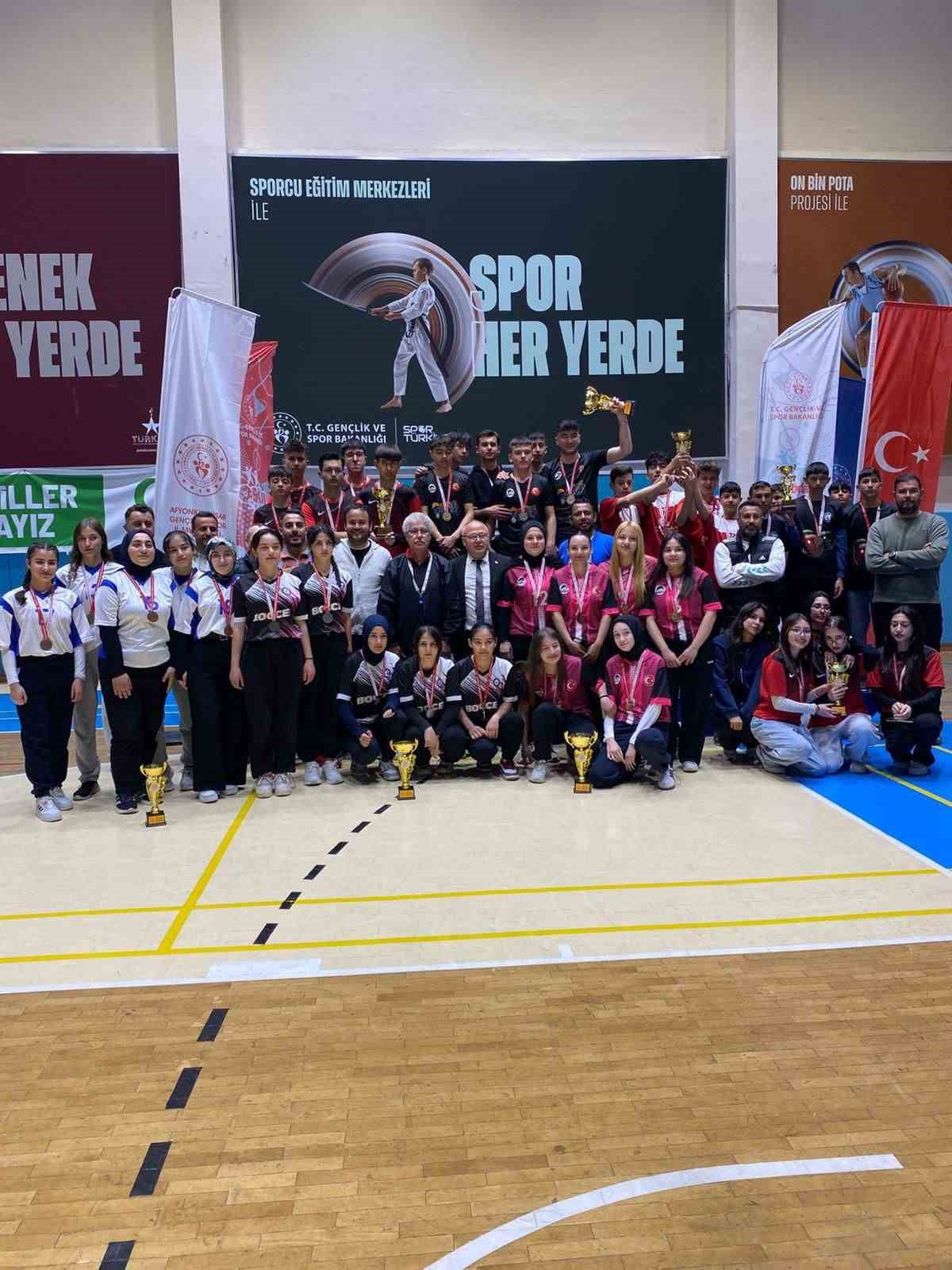 Gençler bocce müsabakalarının kazananları belli oldu
