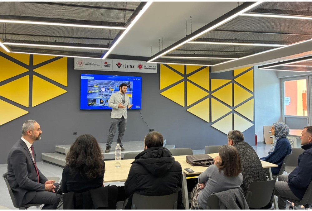 Gençler TEKNOFEST için teknoloji üretimine yöneliyor
