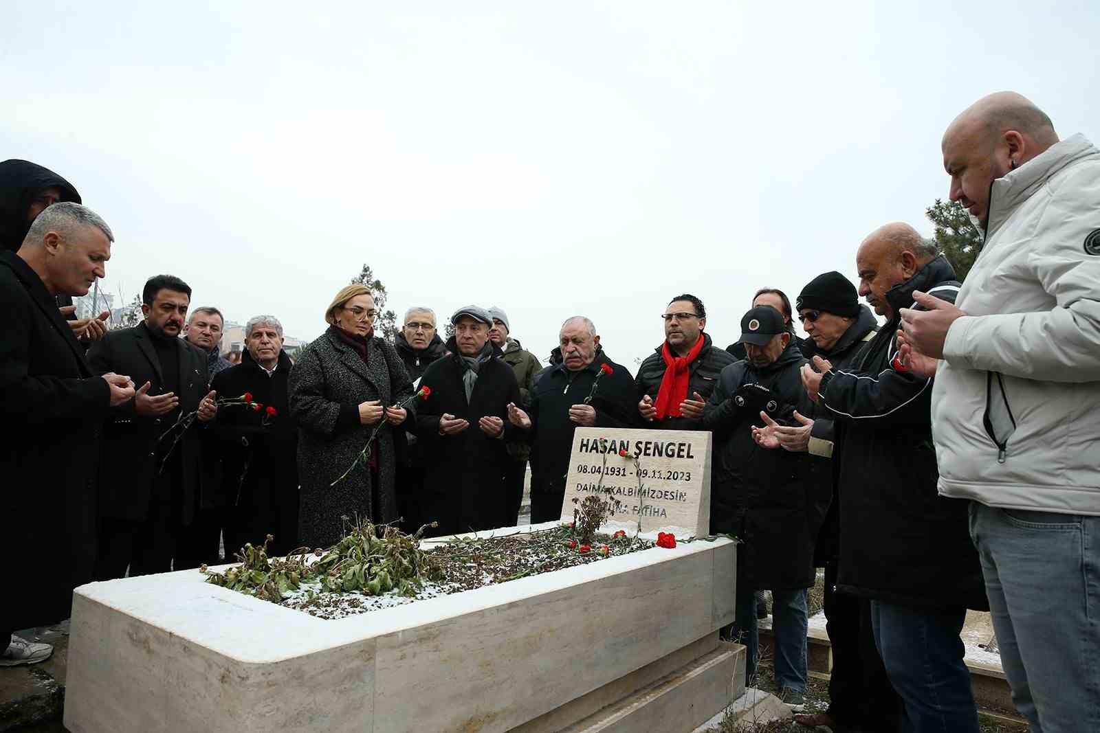 Gençlerbirliği Başkan Yardımcısı Ölmez: "İlhan Cavcav’ı ölümünün 9. yılında rahmetle anıyor, ruhunu şad ediyoruz"
