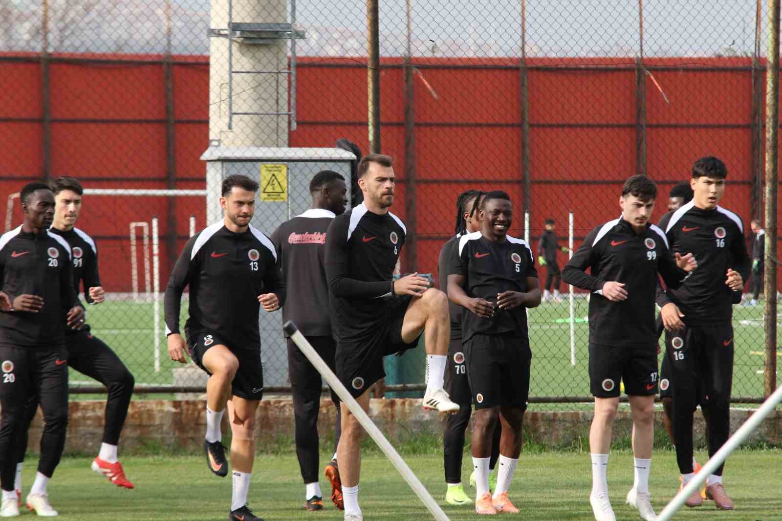 Gençlerbirliği, Galatasaray maçının hazırlıklarını sürdürdü
