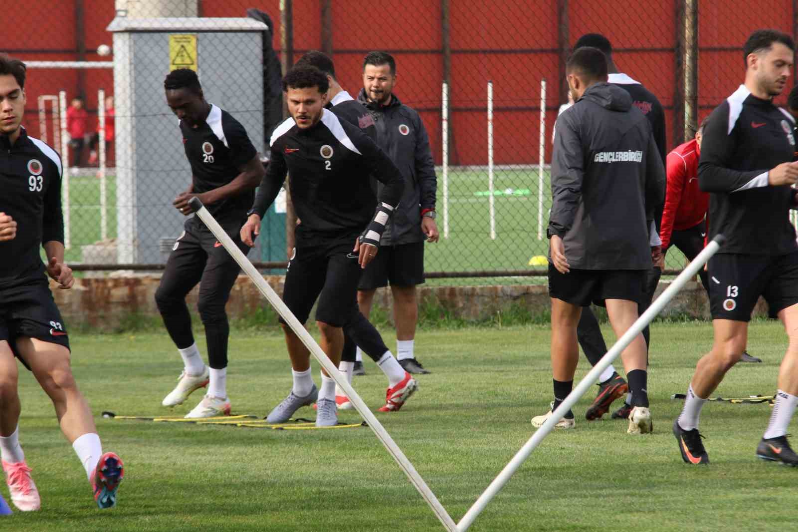 Gençlerbirliği, Galatasaray maçının hazırlıklarını sürdürdü
