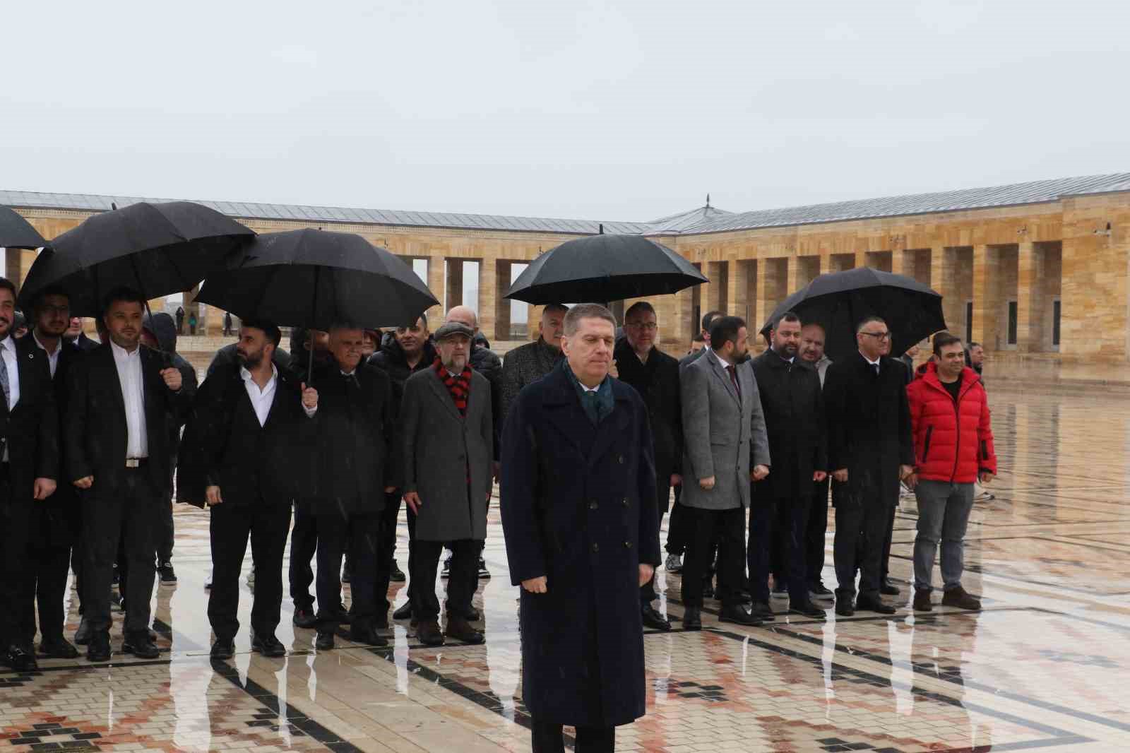 Gençlerbirliği’nden Anıtkabir ziyareti
