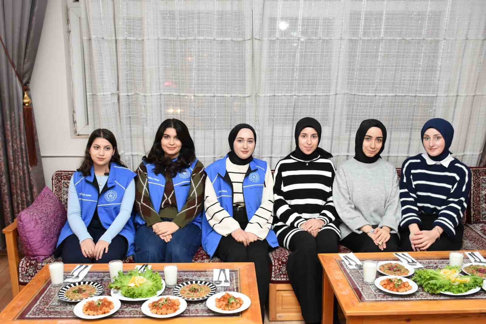 Gençlerden deneyim kazandıran sofra
