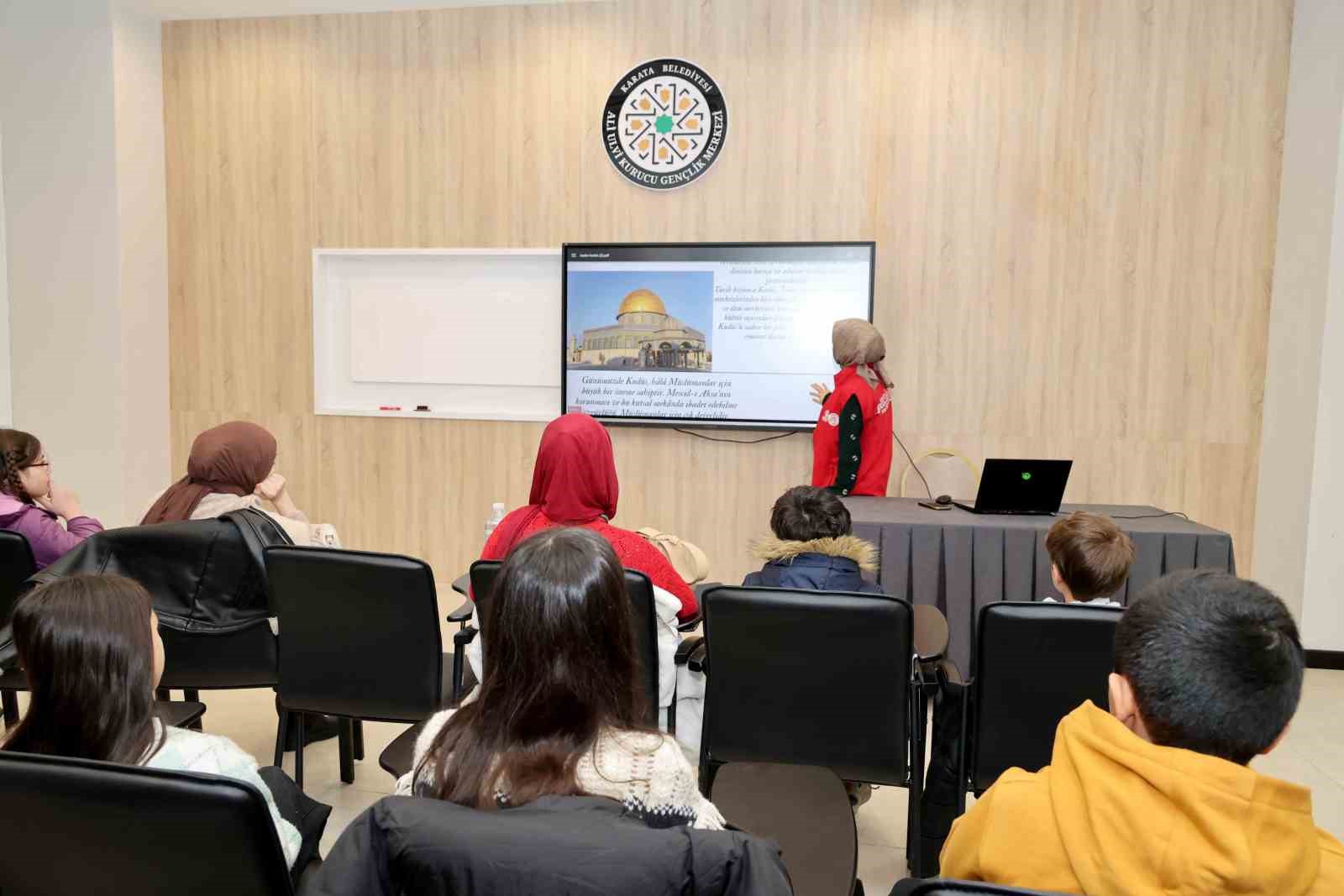 Gençlik Meclisi’nden dolu dolu tatil etkinlikleri
Gençlik Meclisi’nden dolu dolu tatil etkinlikleri