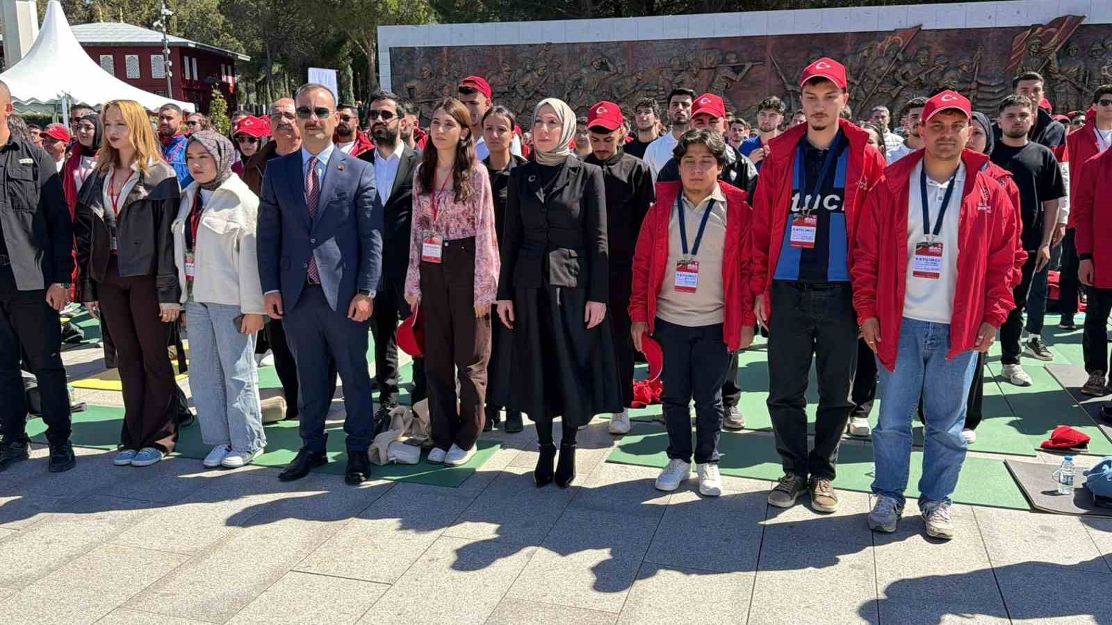 Gençlik ve Spor Bakan Yardımcısı Gürsoy: "Biz o ruhu diri tuttuğumuz sürece ne bayrak iner ne bu millet geri adım atar"
