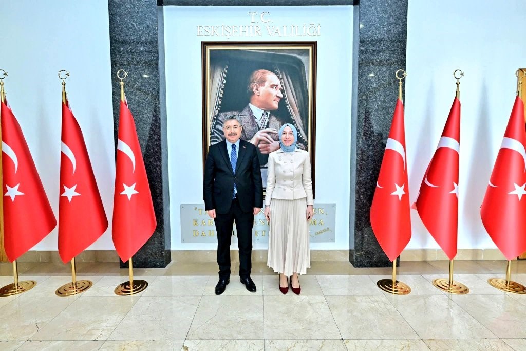 Gençlik ve Spor Bakan Yardımcısı Gürsoy, Eskişehir’de öğrencilerle buluştu
