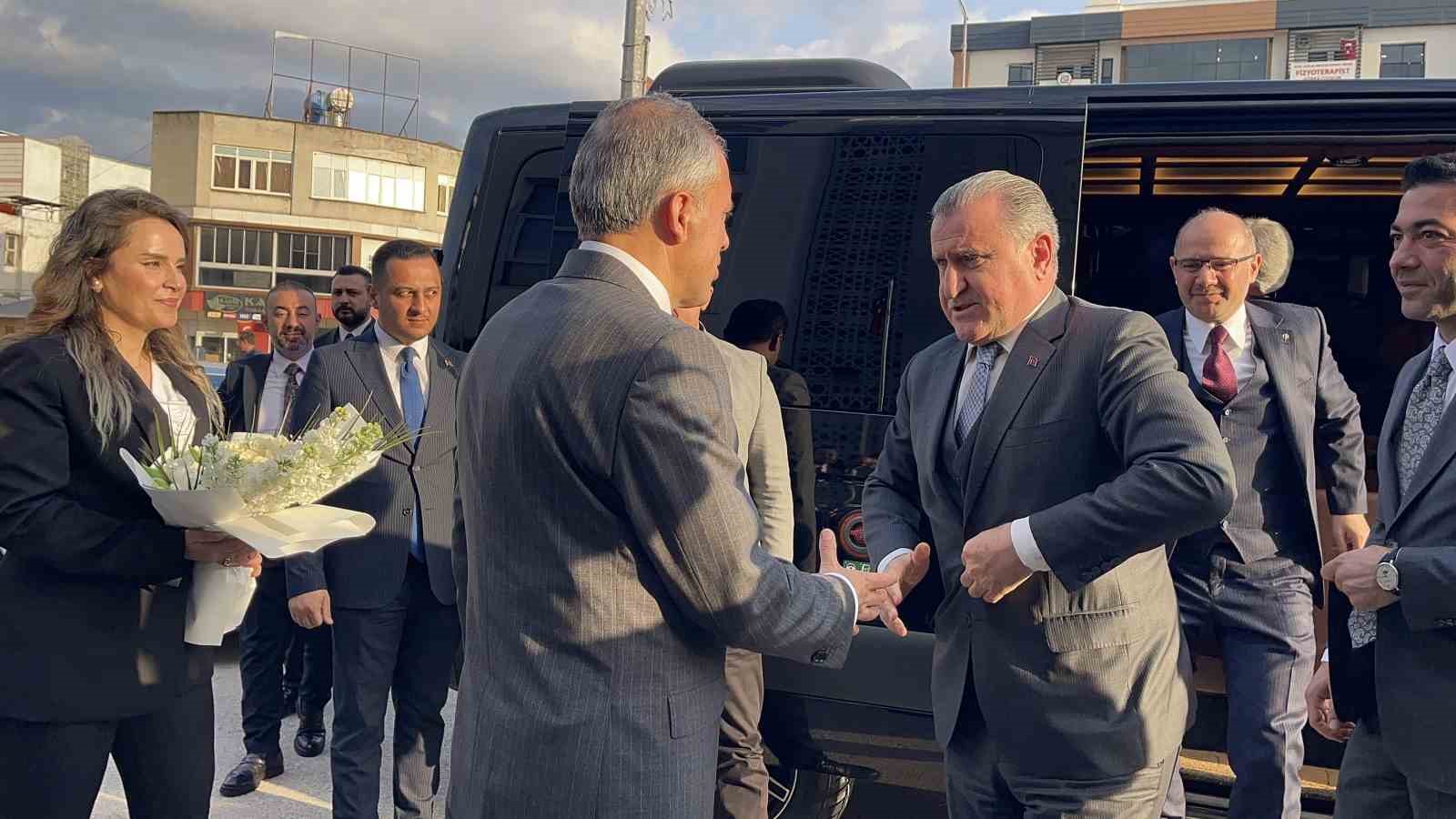 Gençlik ve Spor Bakanı Bak: "12 milyona yakın gencimize yüzme öğrettik"
