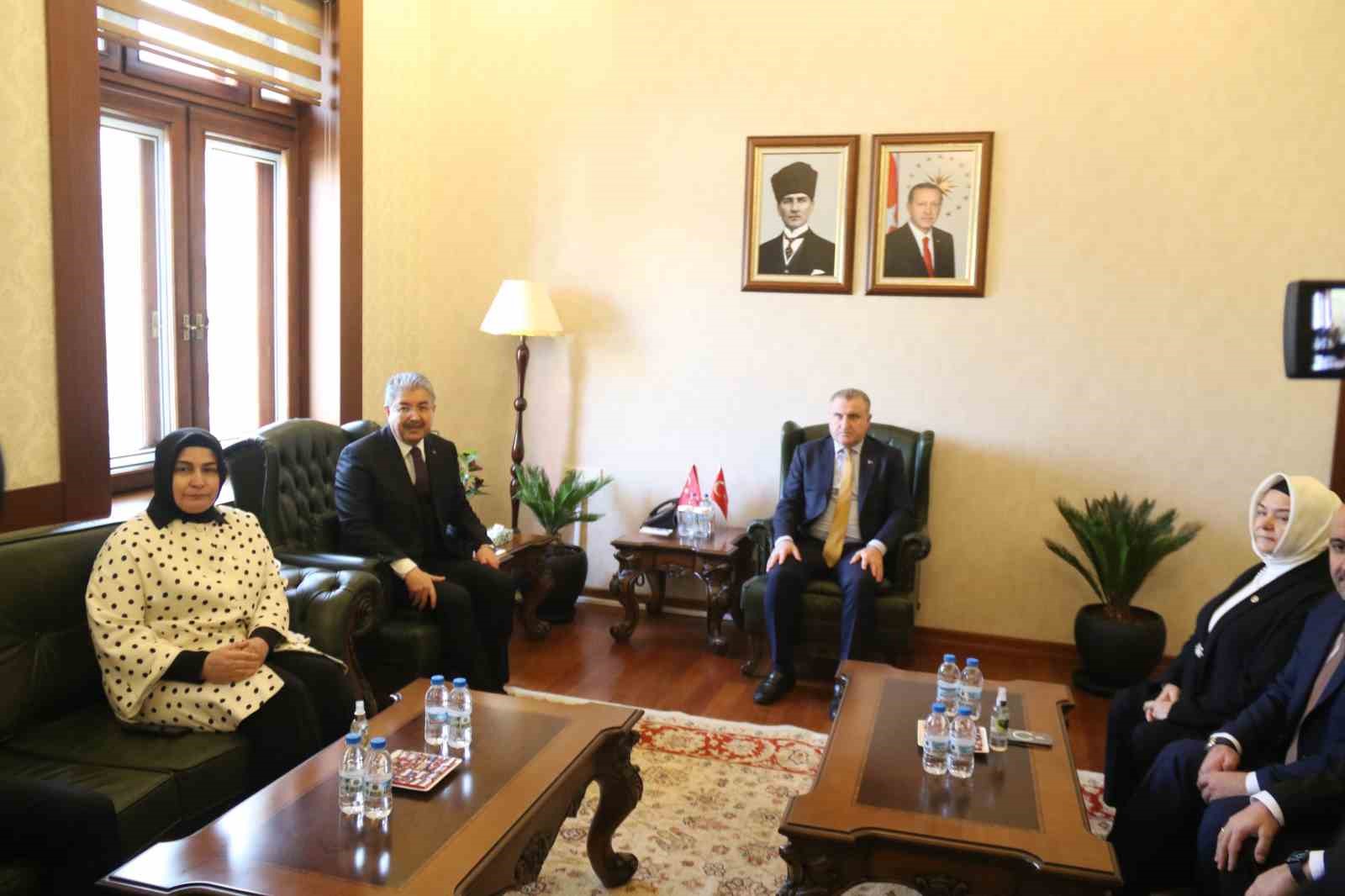 Gençlik ve Spor Bakanı Bak Eskişehir’de
