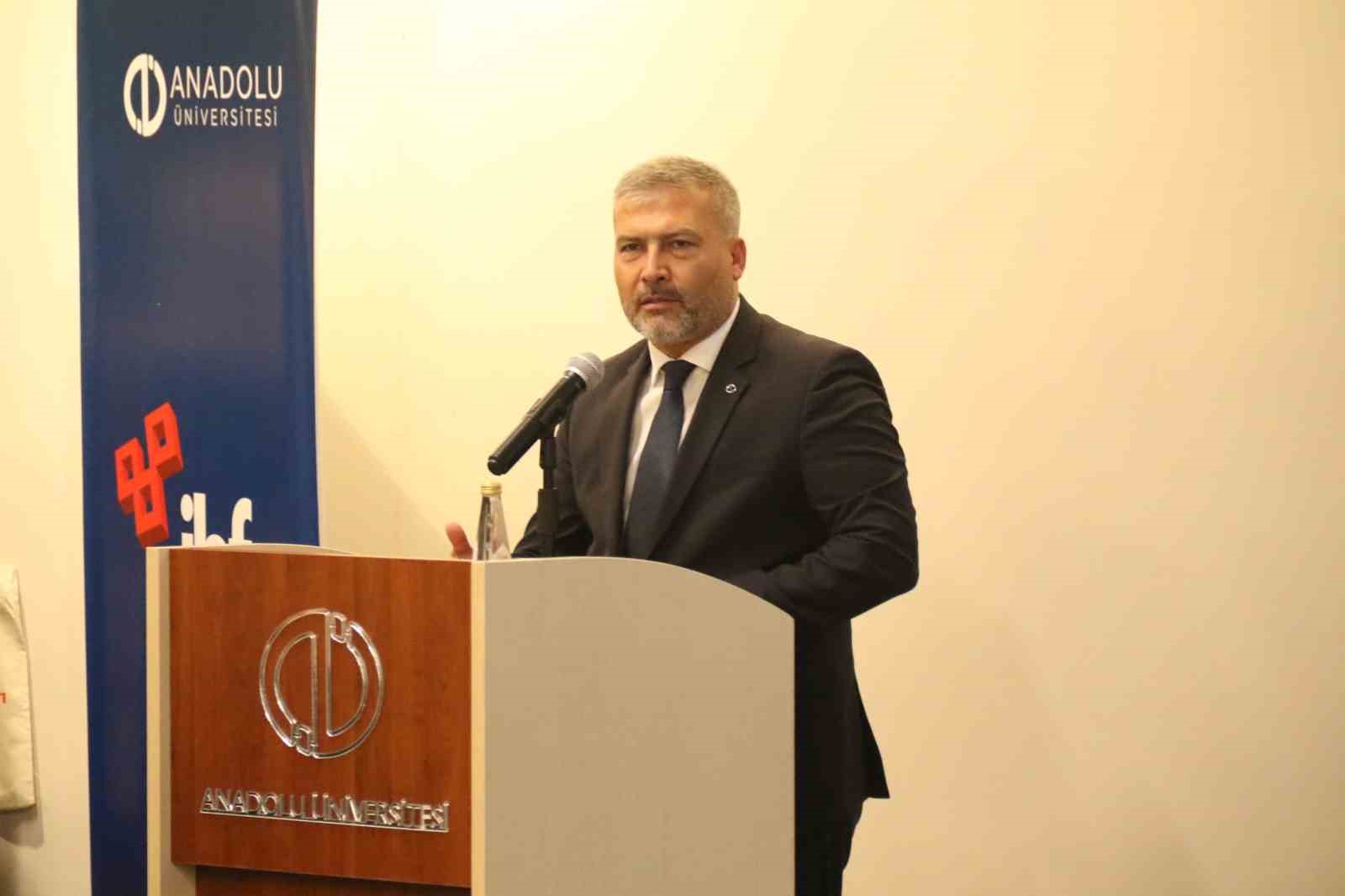 Genel Müdür Çay, "Gazetecilik mesleğinde iş kaybı riskinin söz konusu"
