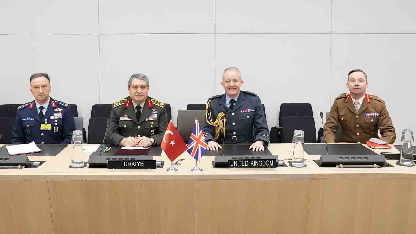 Genelkurmay Başkanı Bayraktaroğlu, İngiliz, İspanyol ve İtalyan mevkidaşlarıyla bir araya geldi
