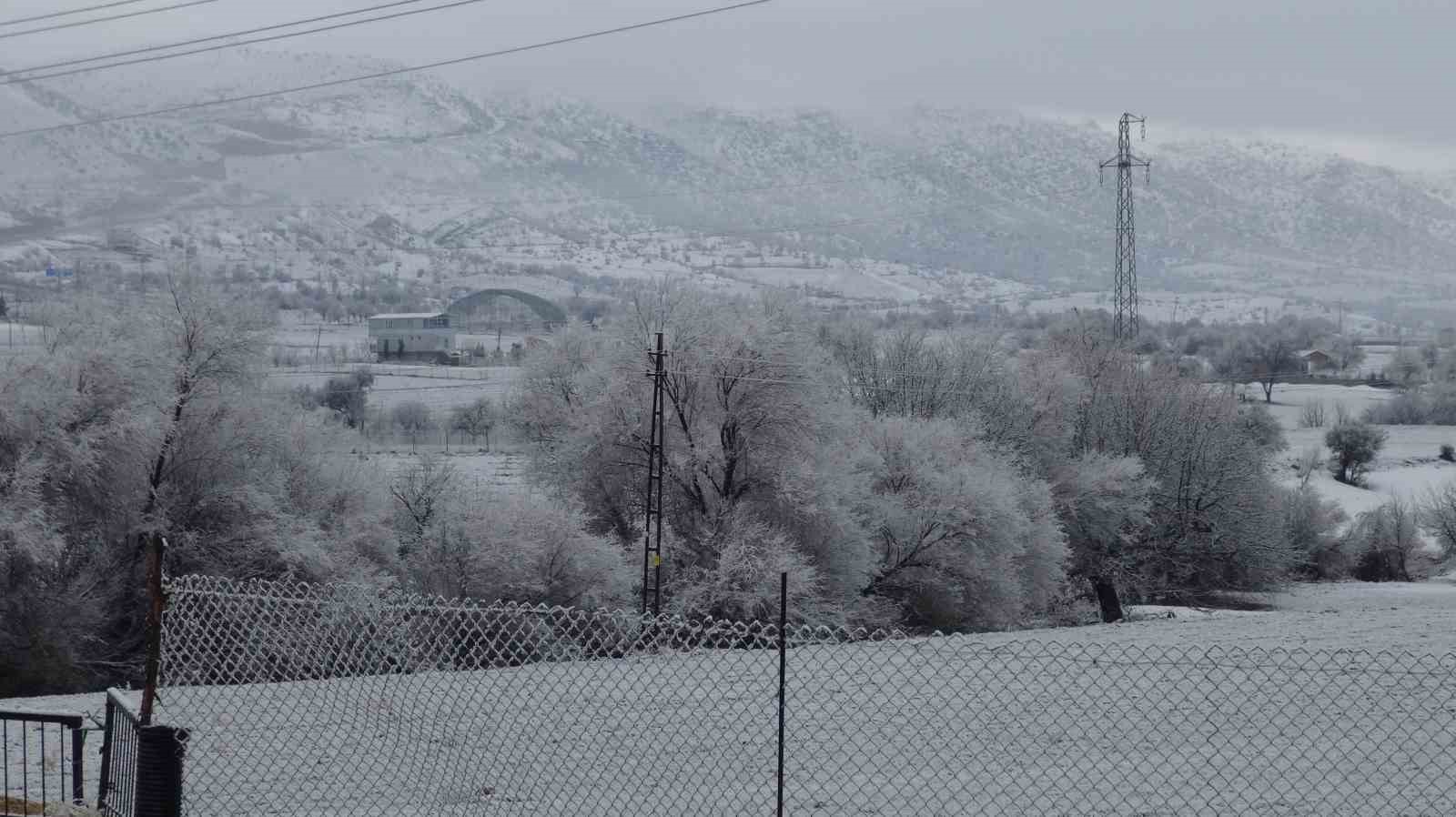 Gercüş beyaz örtüyle kaplandı
