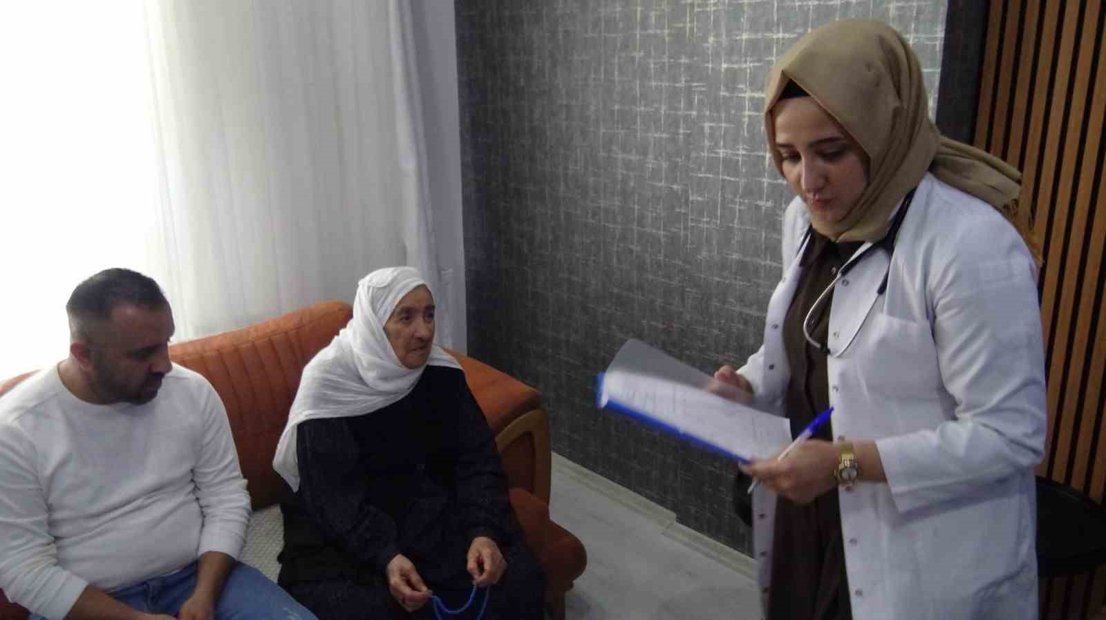 Gercüş Devlet Hastanesi’nde dijital dönem: Uzaktan sağlık eğitimi ile tedavi kapıda
