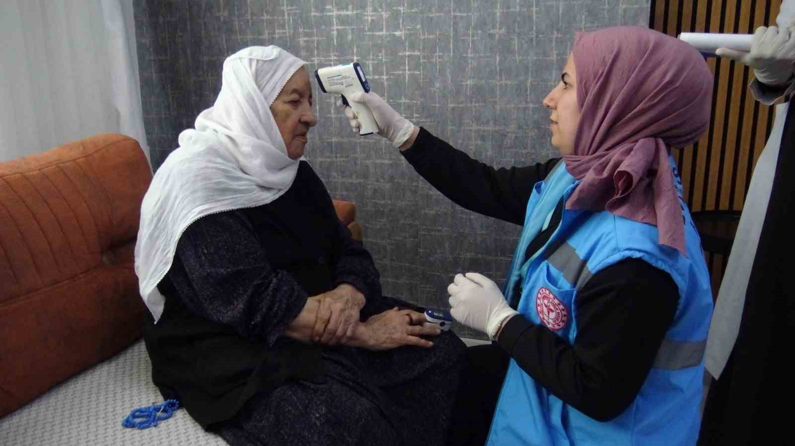 Gercüş Devlet Hastanesi’nde dijital dönem: Uzaktan sağlık eğitimi ile tedavi kapıda
