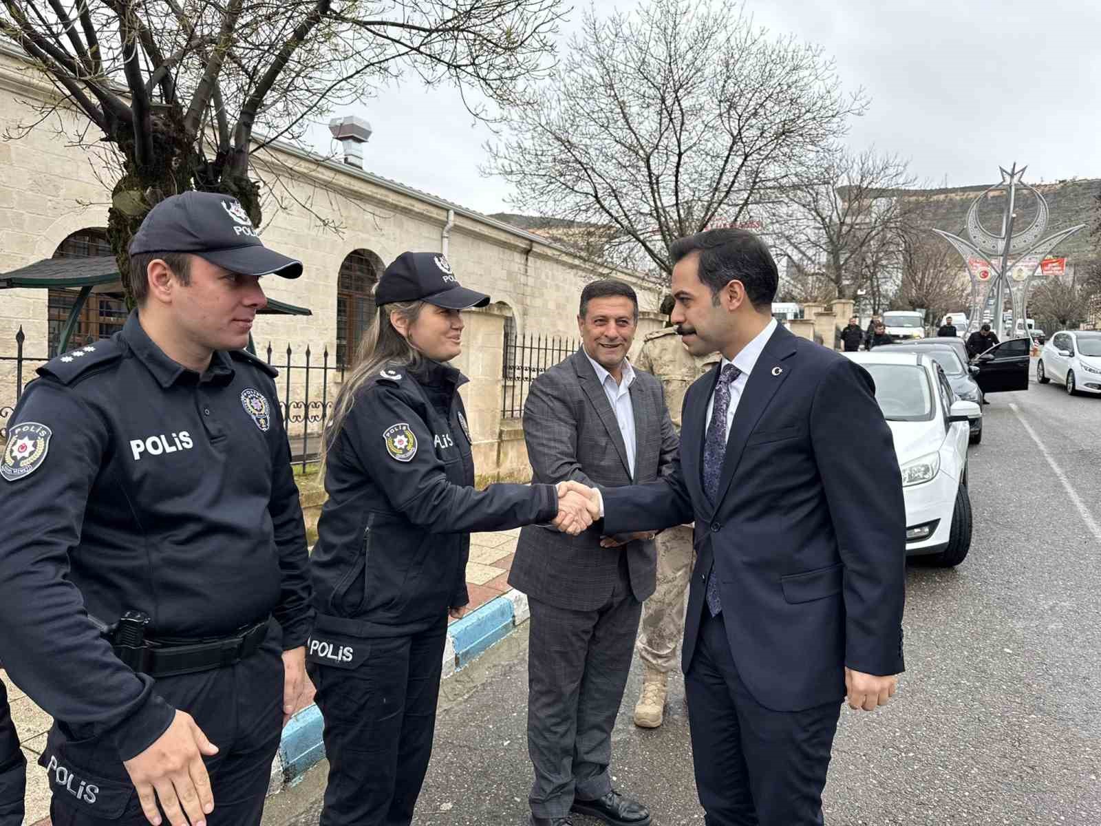 Gercüş Kaymakamı Mehmet Zahid Uzun görevine başladı
