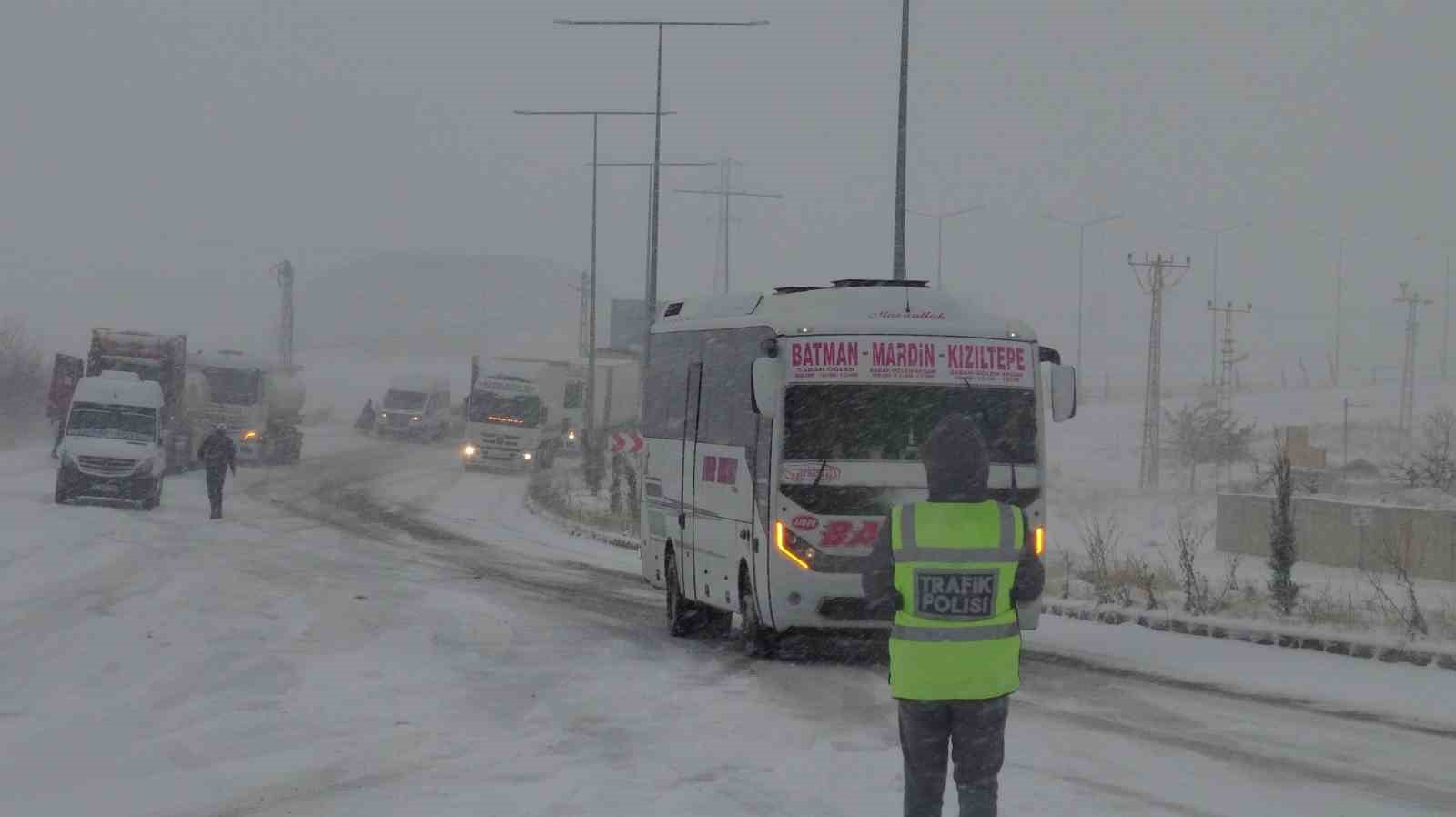 Gercüş’te Ayrancı geçidi ulaşıma açıldı
