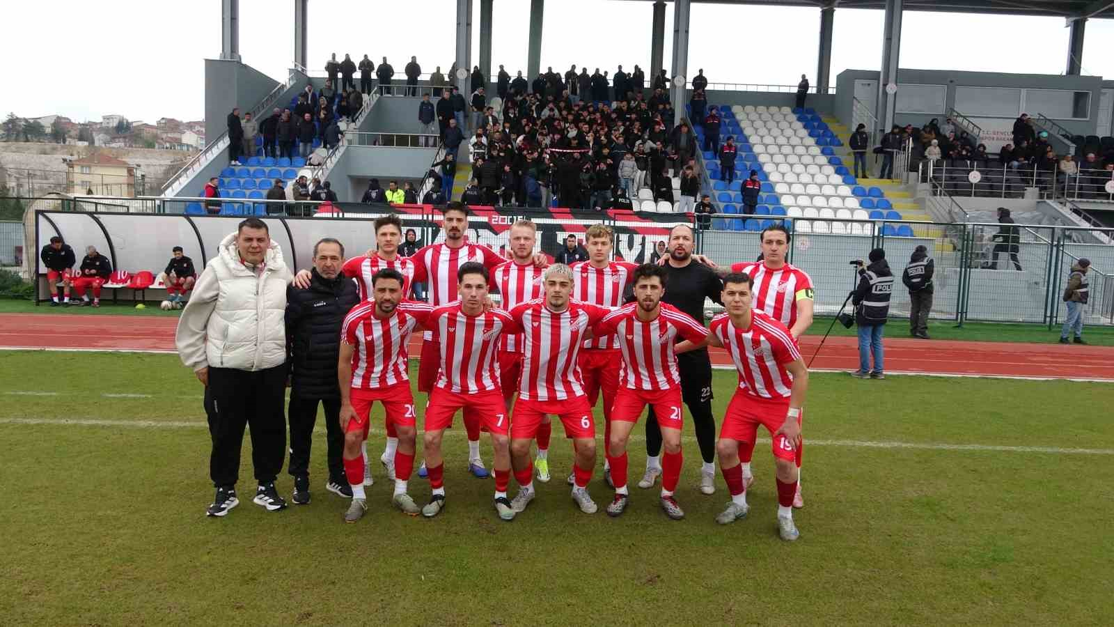 Gergin geçen maçların kazananları Osmaneli takımları oldu
