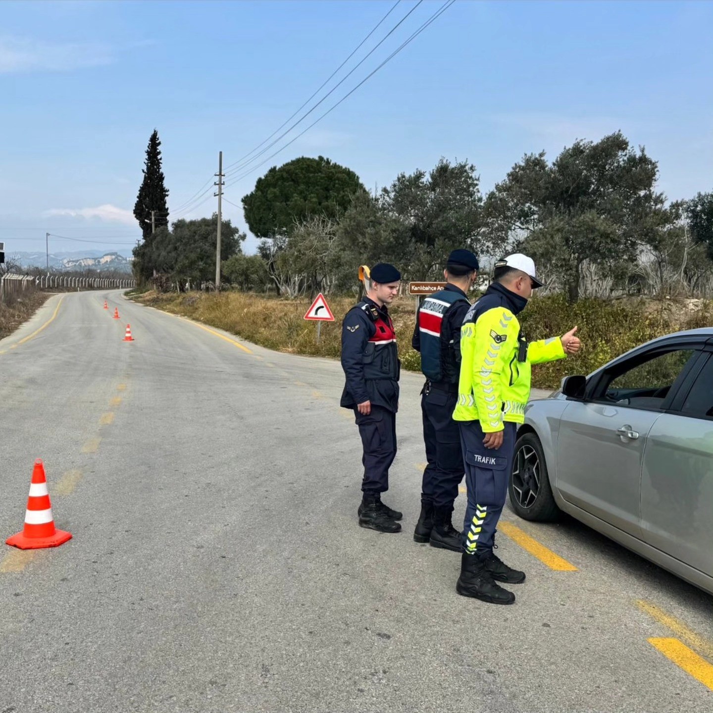 Germencik’te jandarma bayram boyunca sahadaydı
