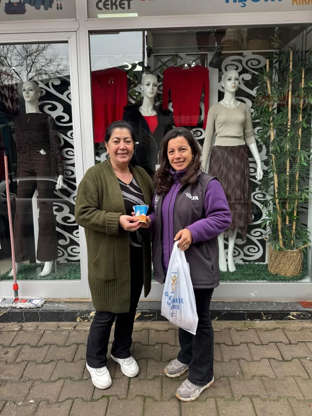 Germencik’te sosyal destek çalışmaları aralıksız sürüyor
