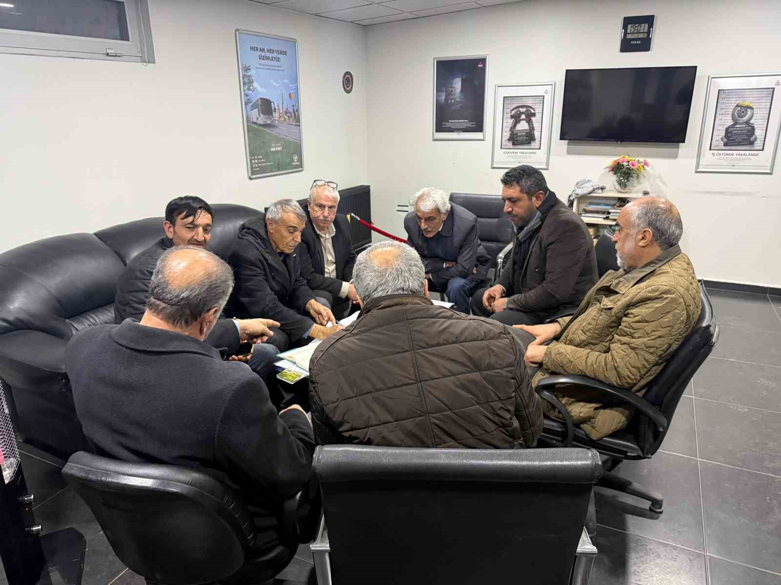 Gezin’in yeniden belediye olması için girişimler sürüyor
