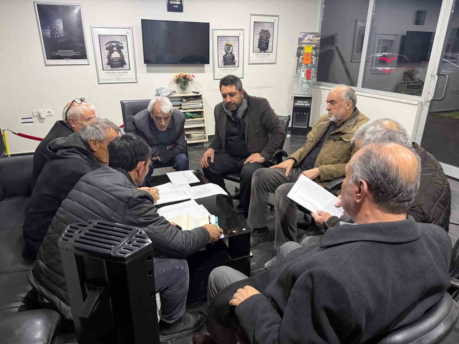 Gezin’in yeniden belediye olması için girişimler sürüyor
