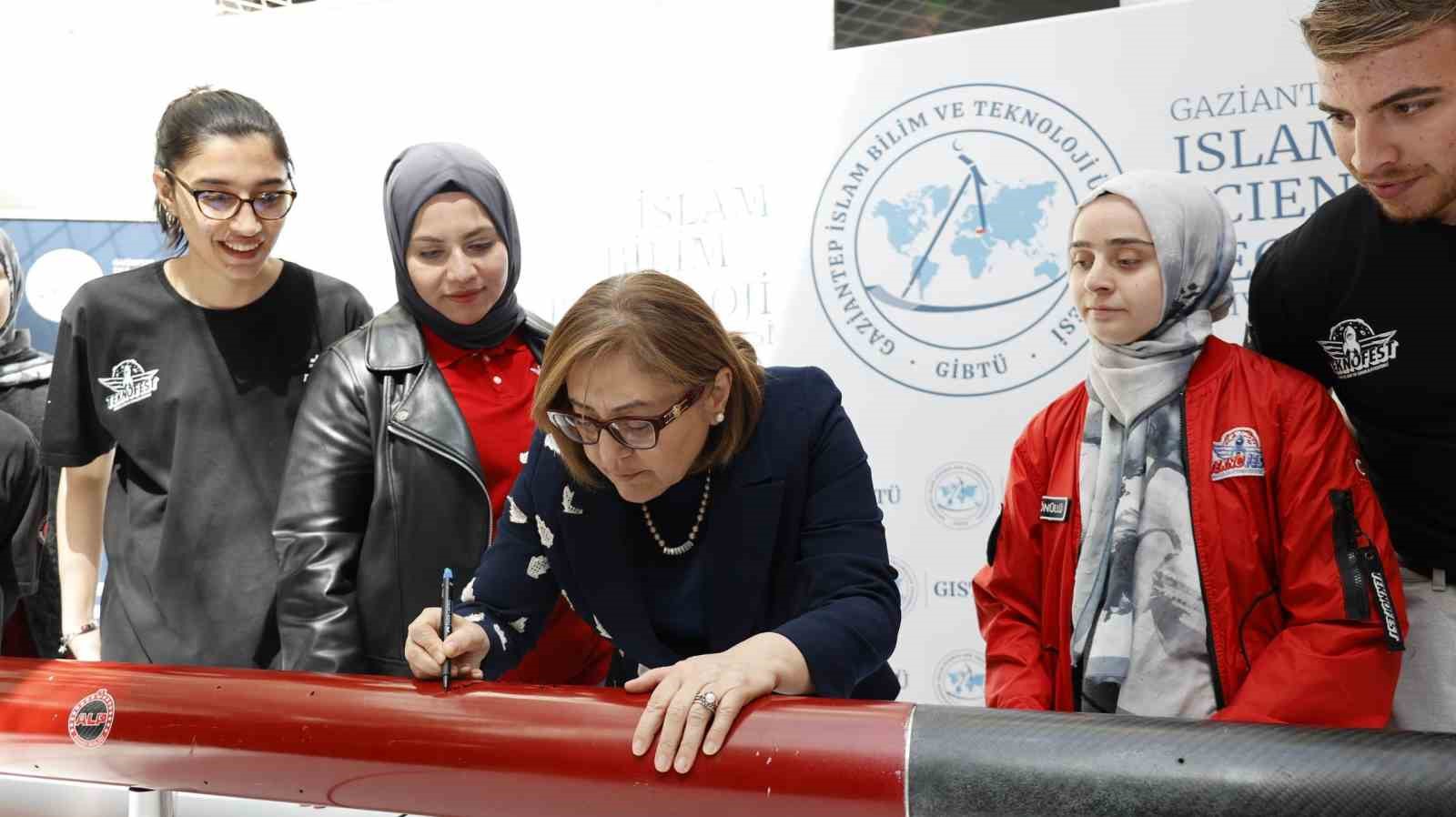 GİBTÜ teknoloji takımları Şahin’den tam not aldı
