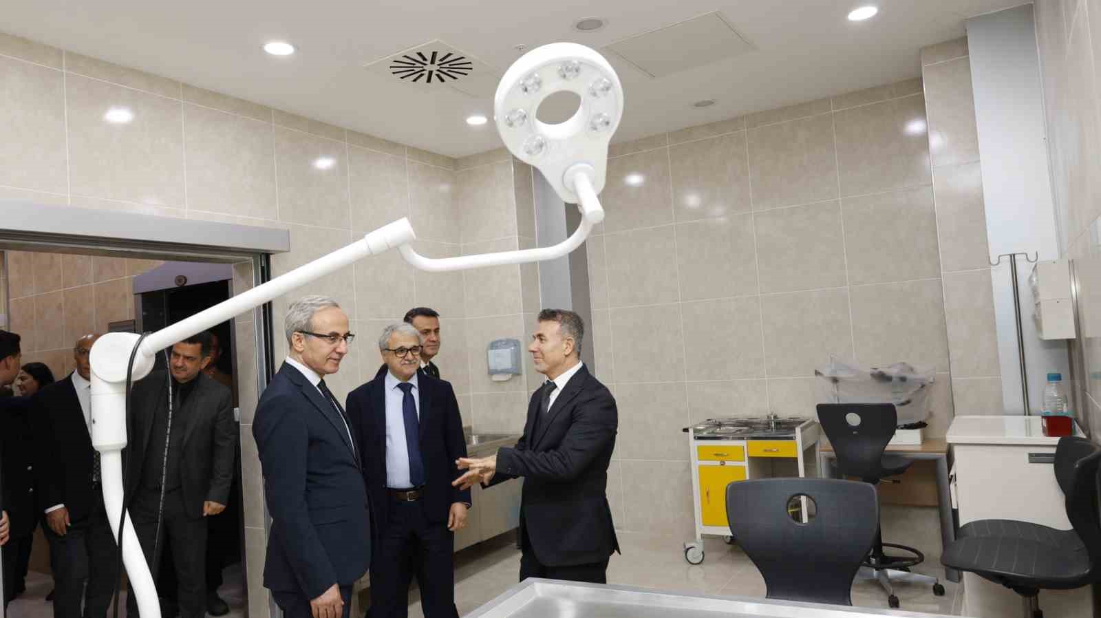 GİBTÜ’de dünya standartlarında laboratuvar hizmete girdi
