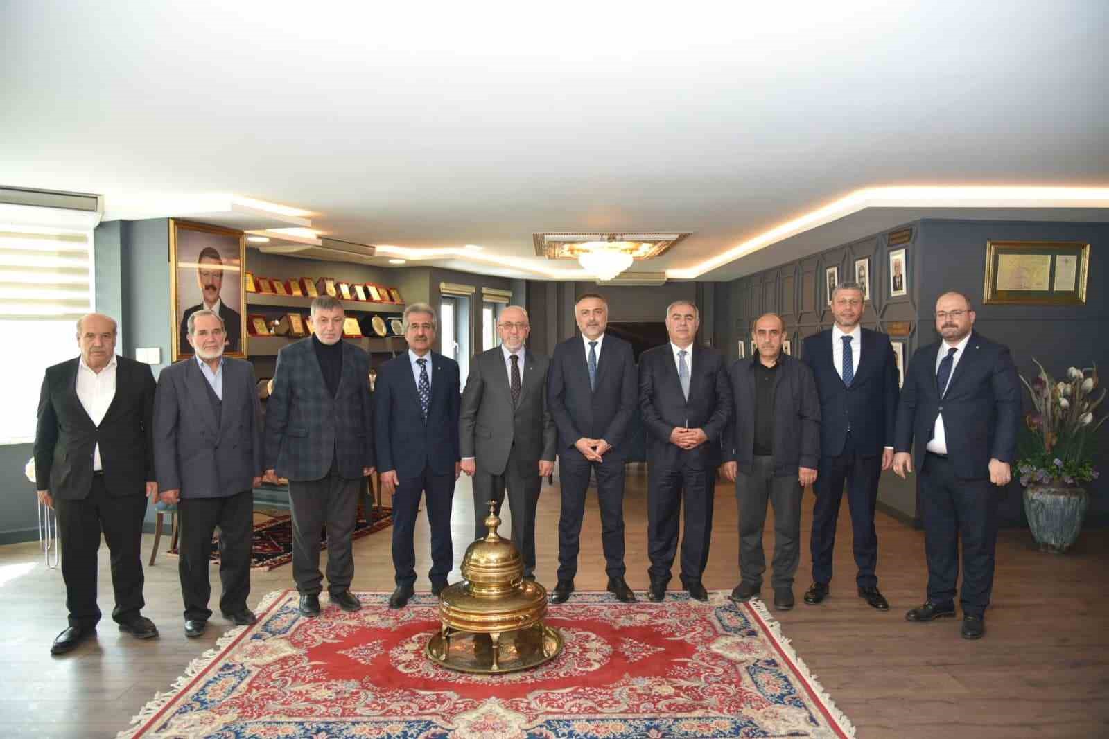 Gıda ve Kontrol Genel Müdürü Dilber, Başkan Dumandağ ile bir araya geldi
Gıda ve Kontrol Genel Müdürü Dilber, Başkan Dumandağ ile bir araya geldi